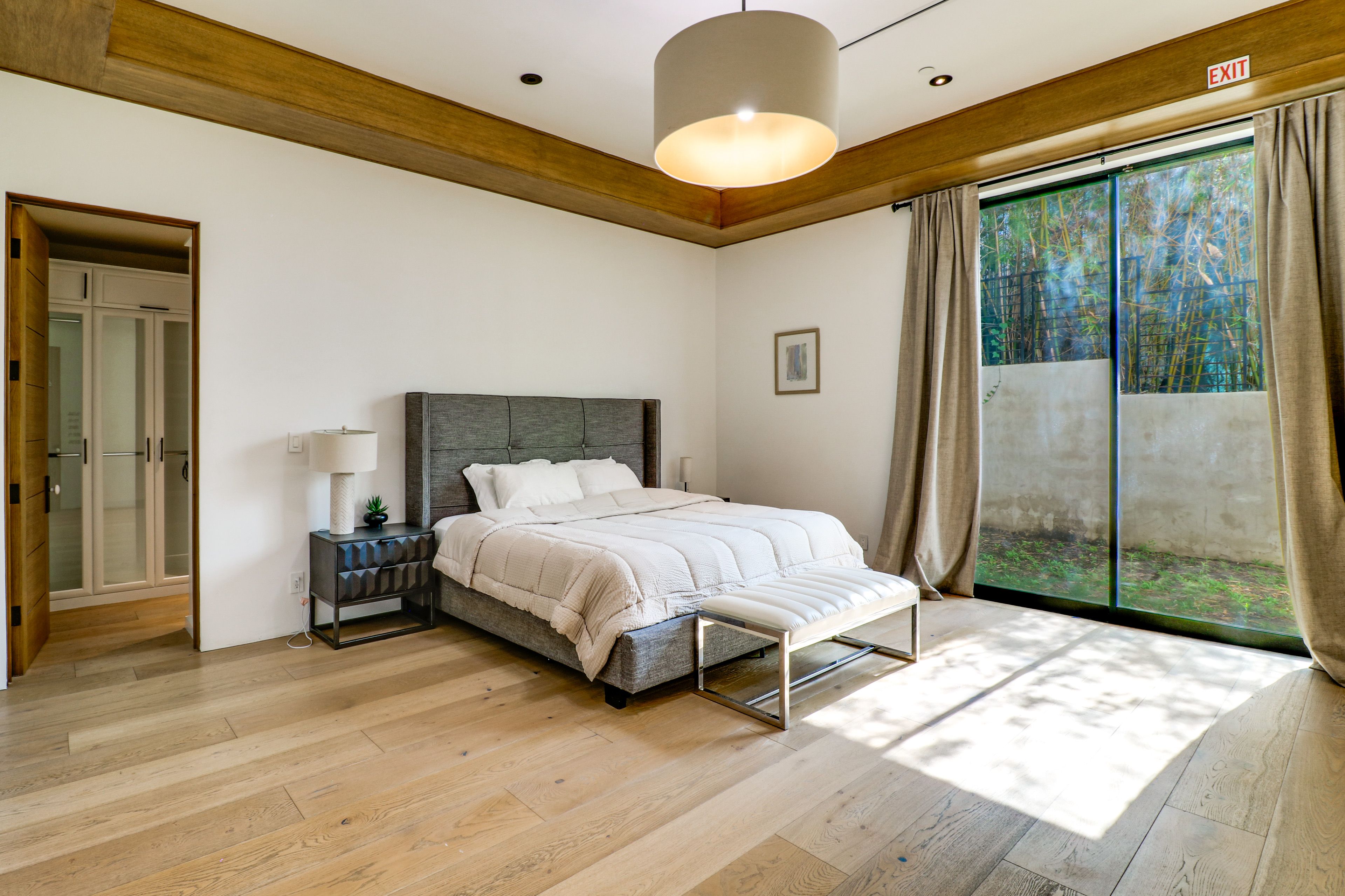 Bedroom 1 | 1st Floor | King Bed