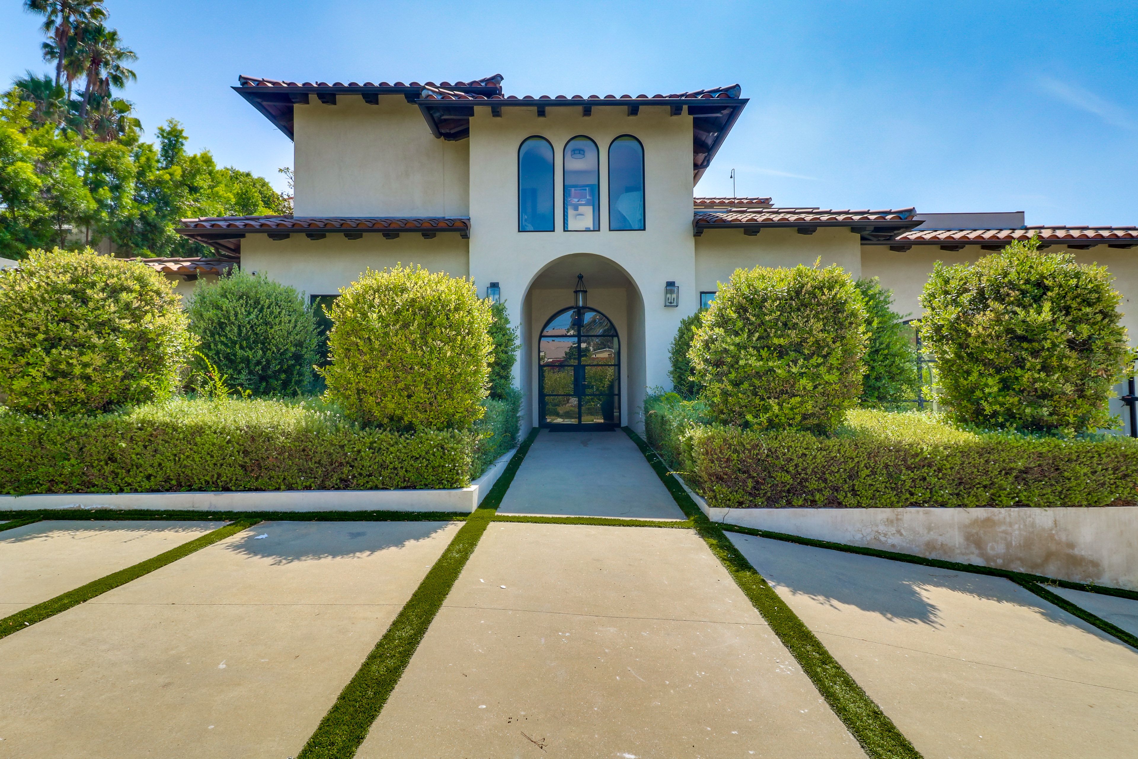Property Exterior | 2-Story Home