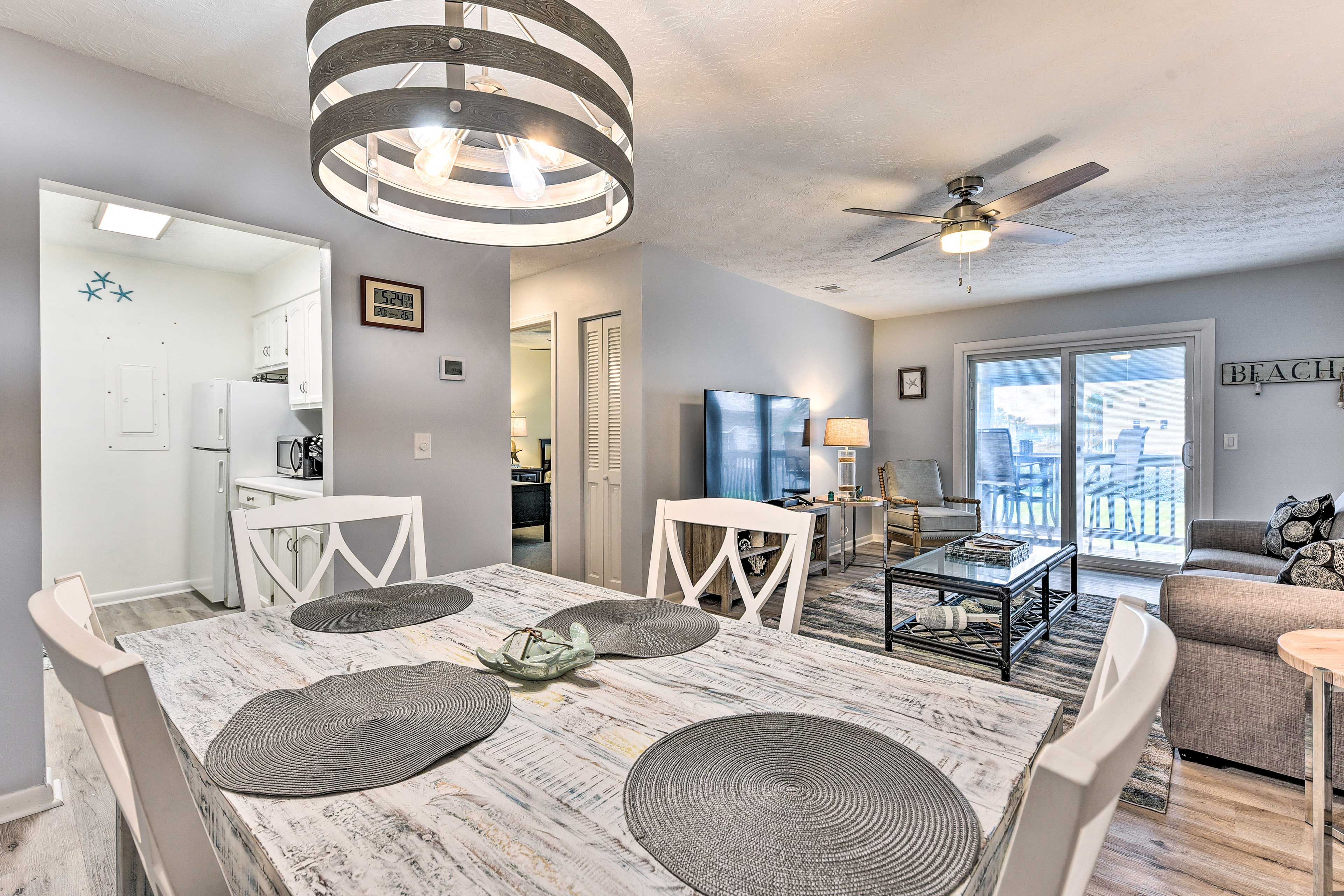 Unit B | Dining Area