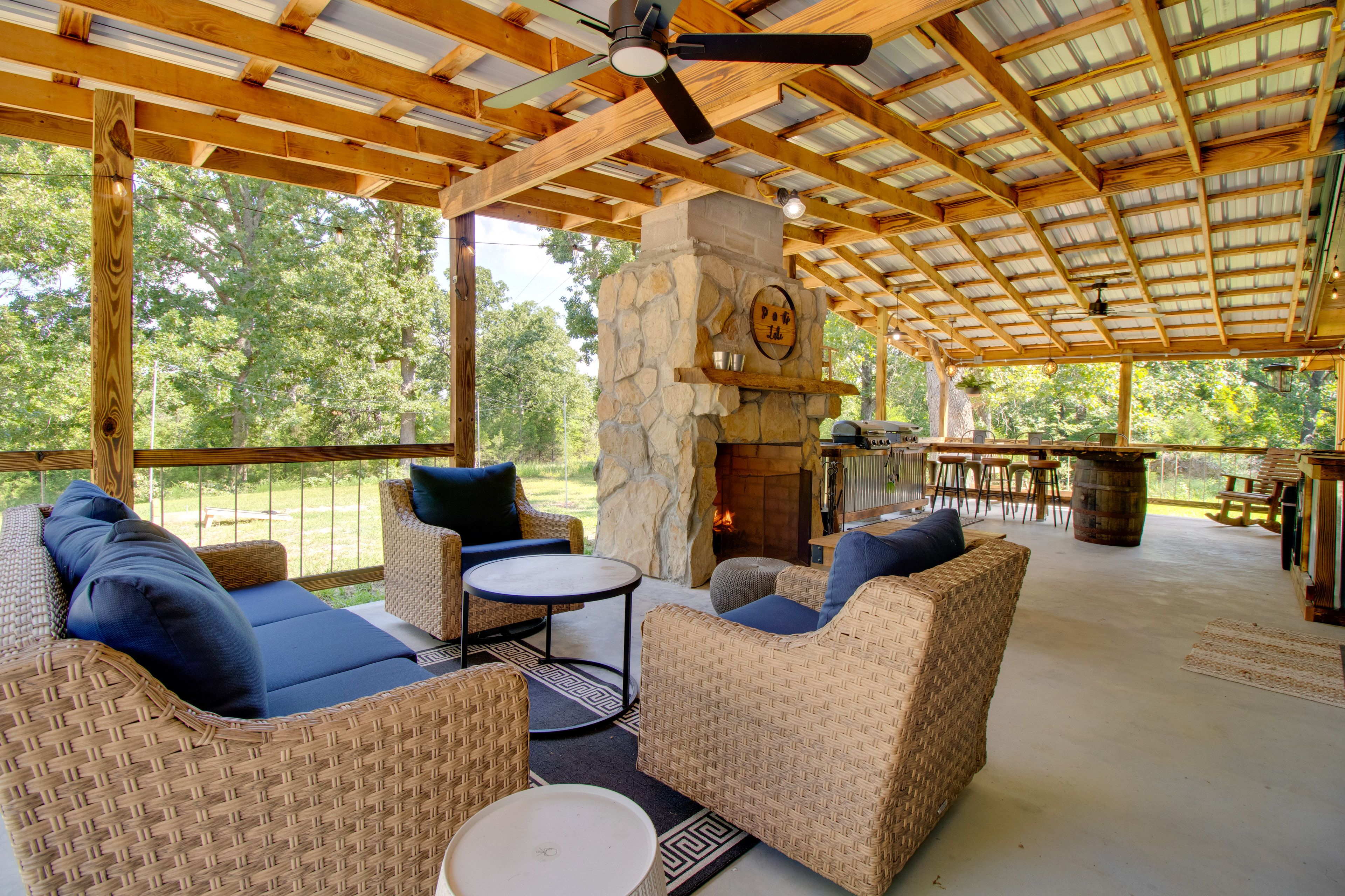 Elizabeth Vacation Rental | 3BR | 1BA | 1,200 Sq Ft