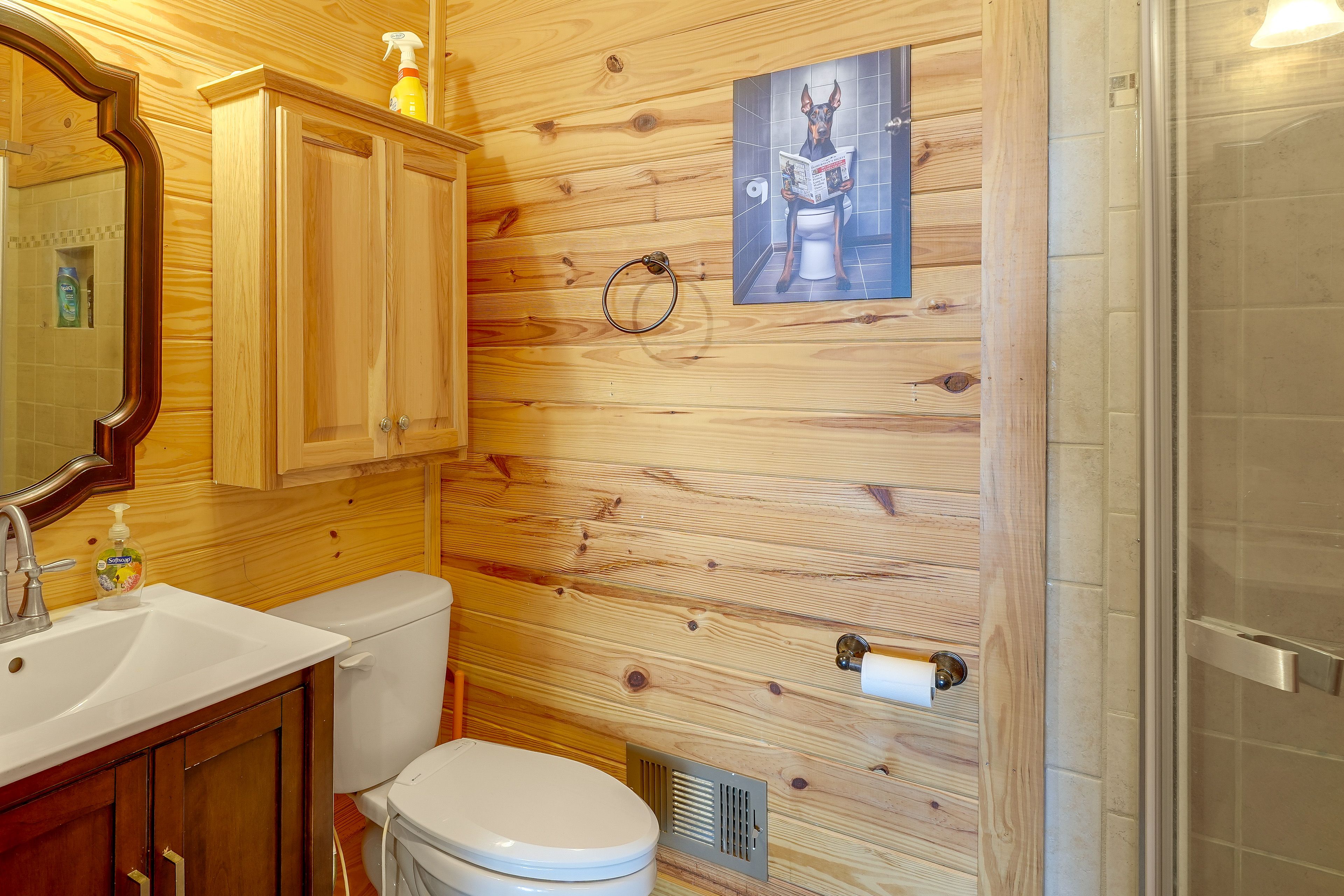 En-Suite Bathroom | Main Floor