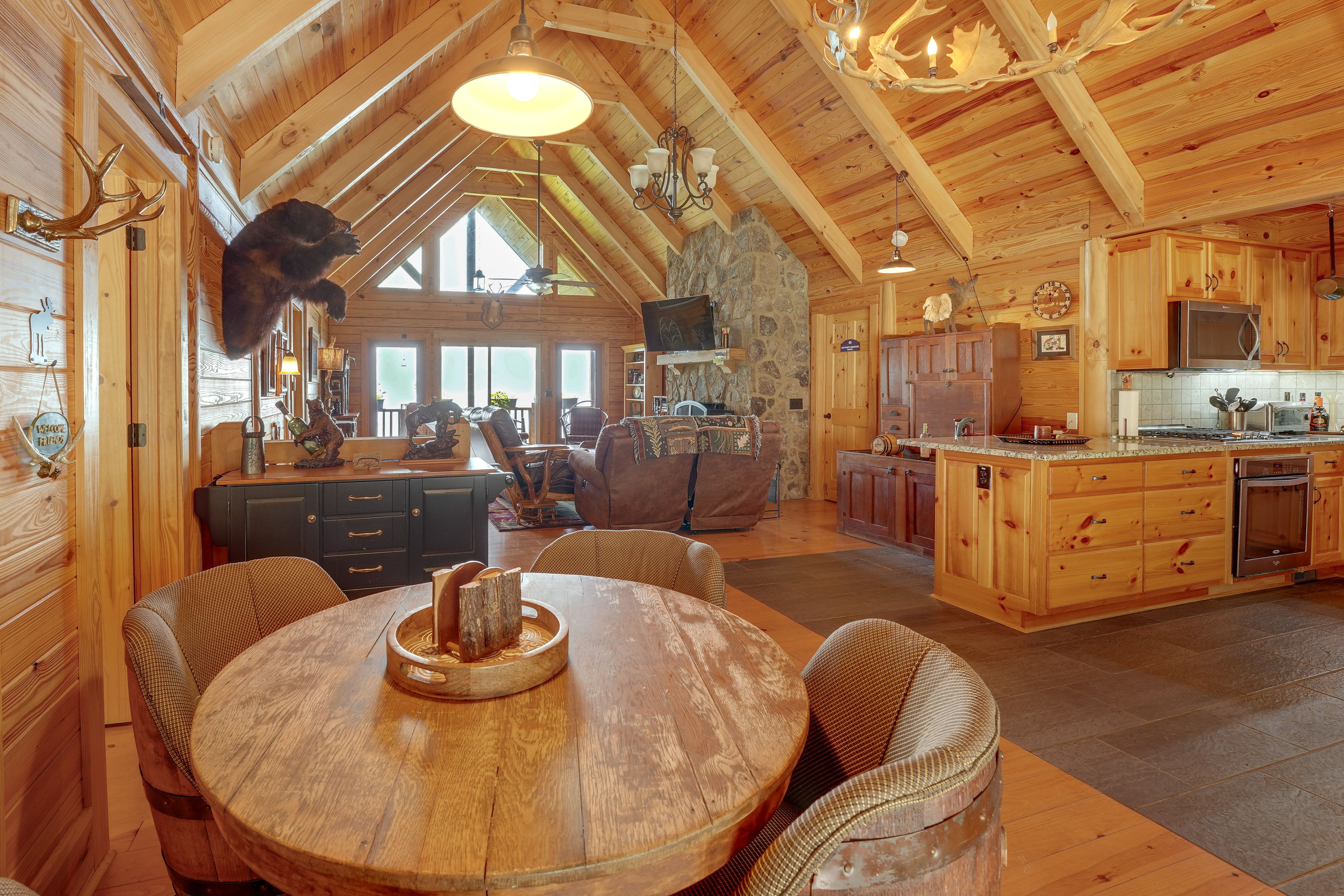 Dining Area | Main Floor
