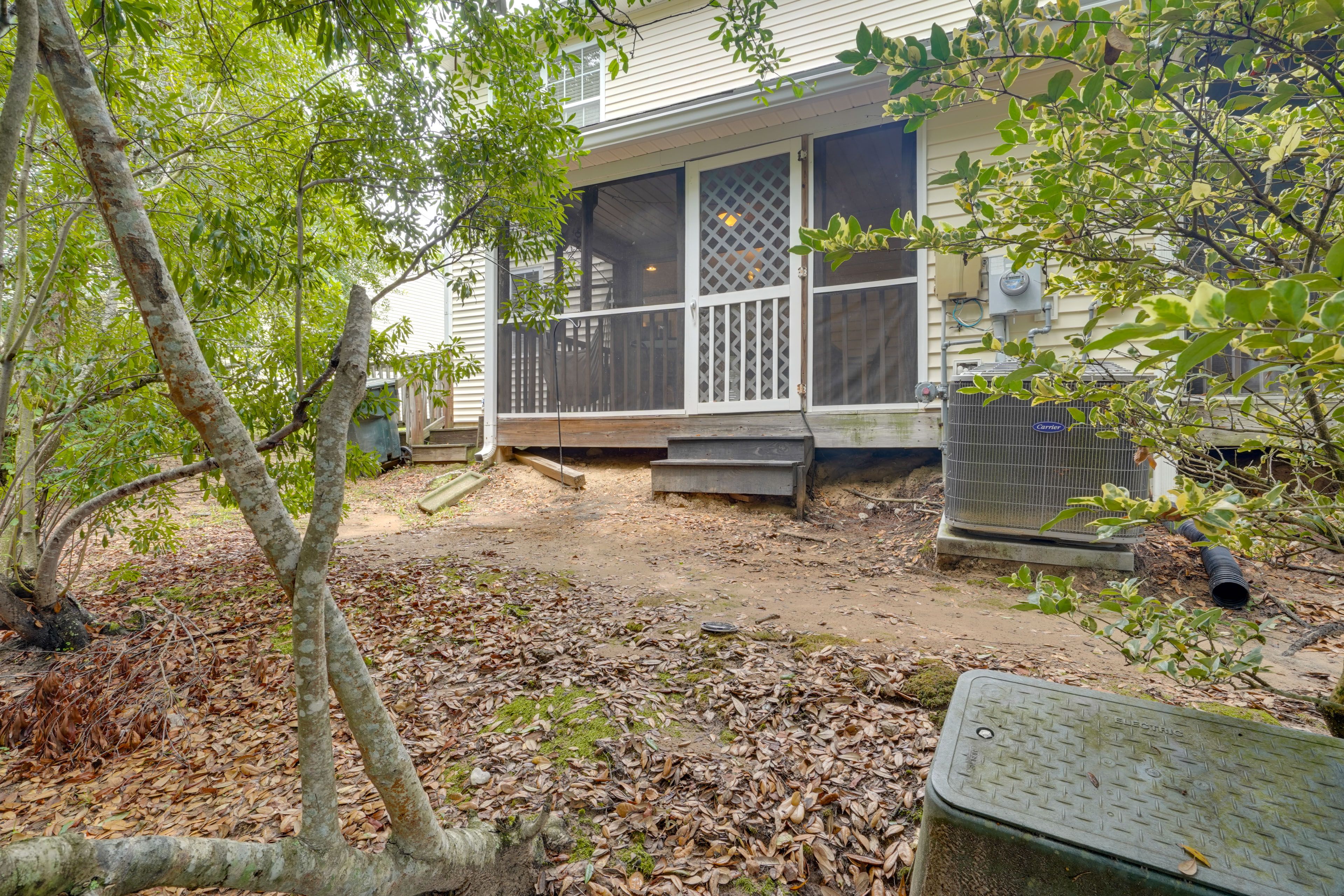 Exterior | End Unit