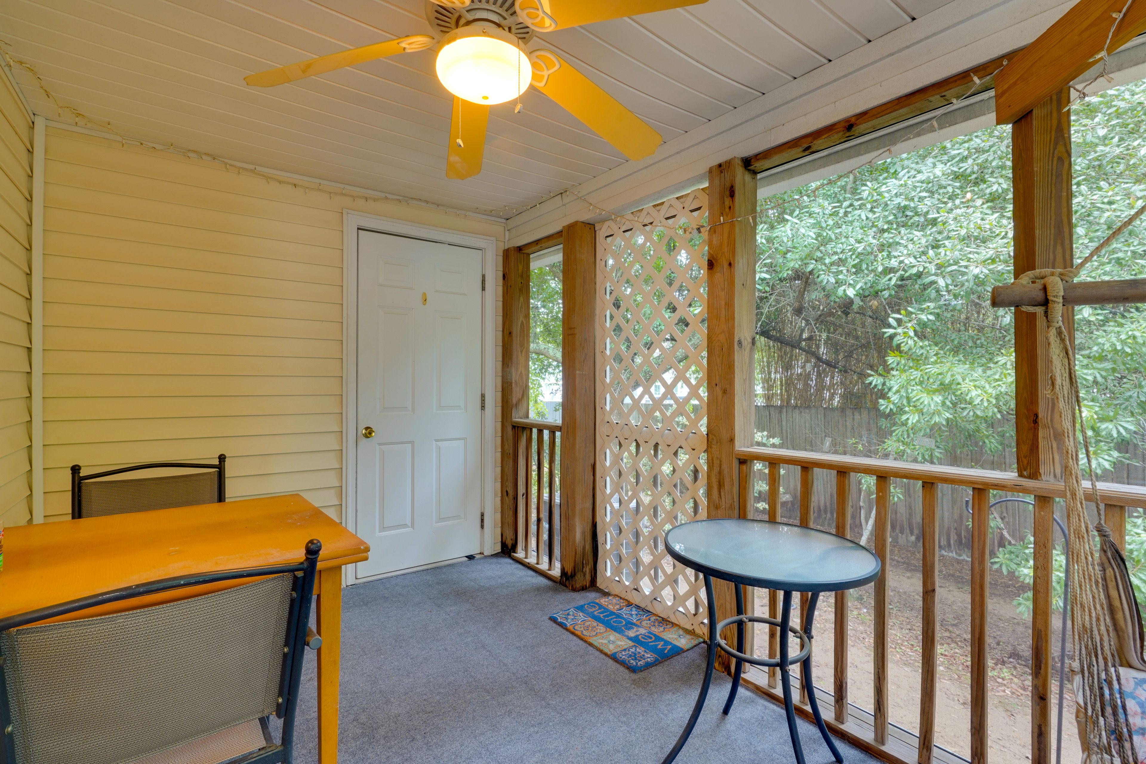 Screened Porch