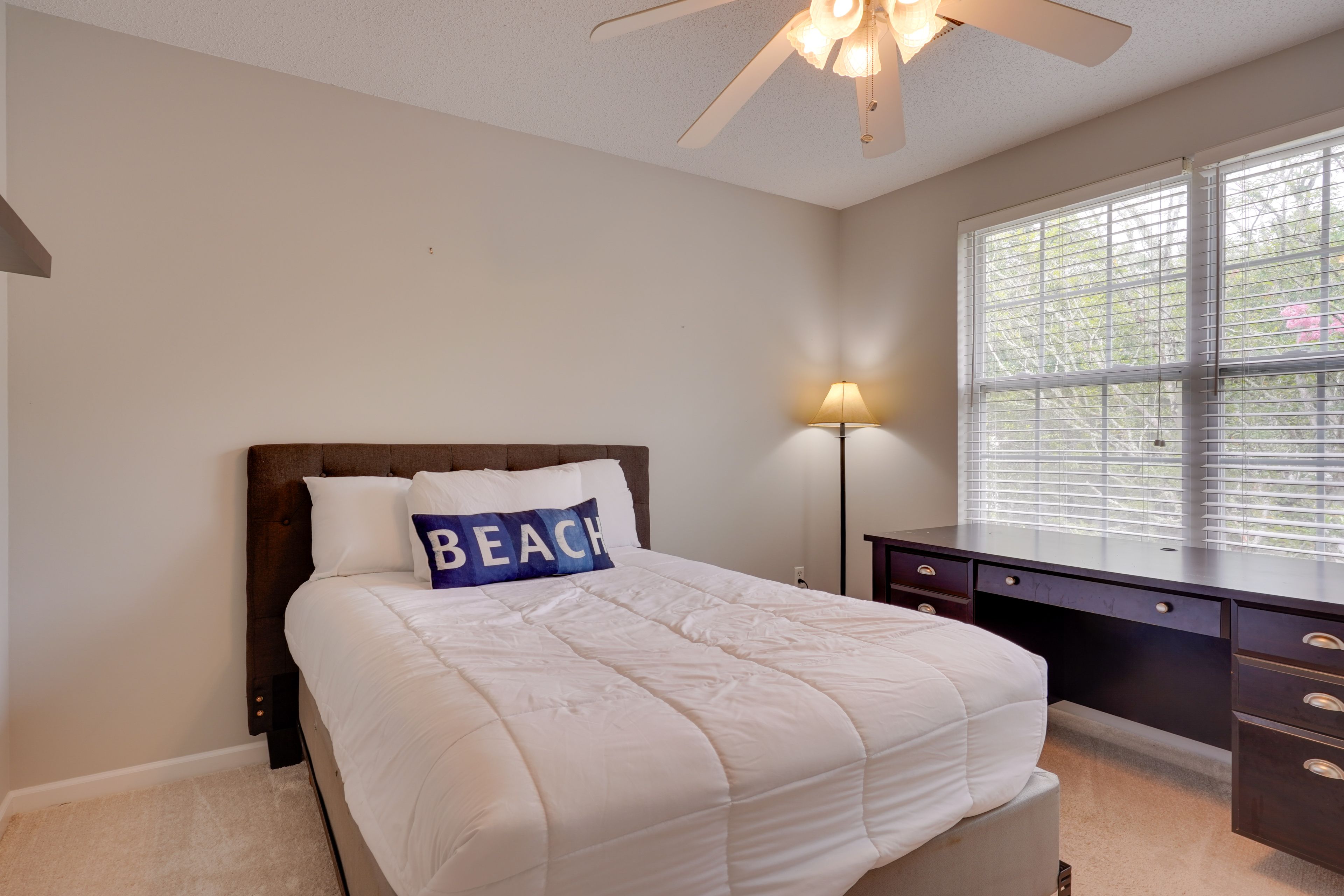 Bedroom 2 | Queen Bed | 2nd Floor