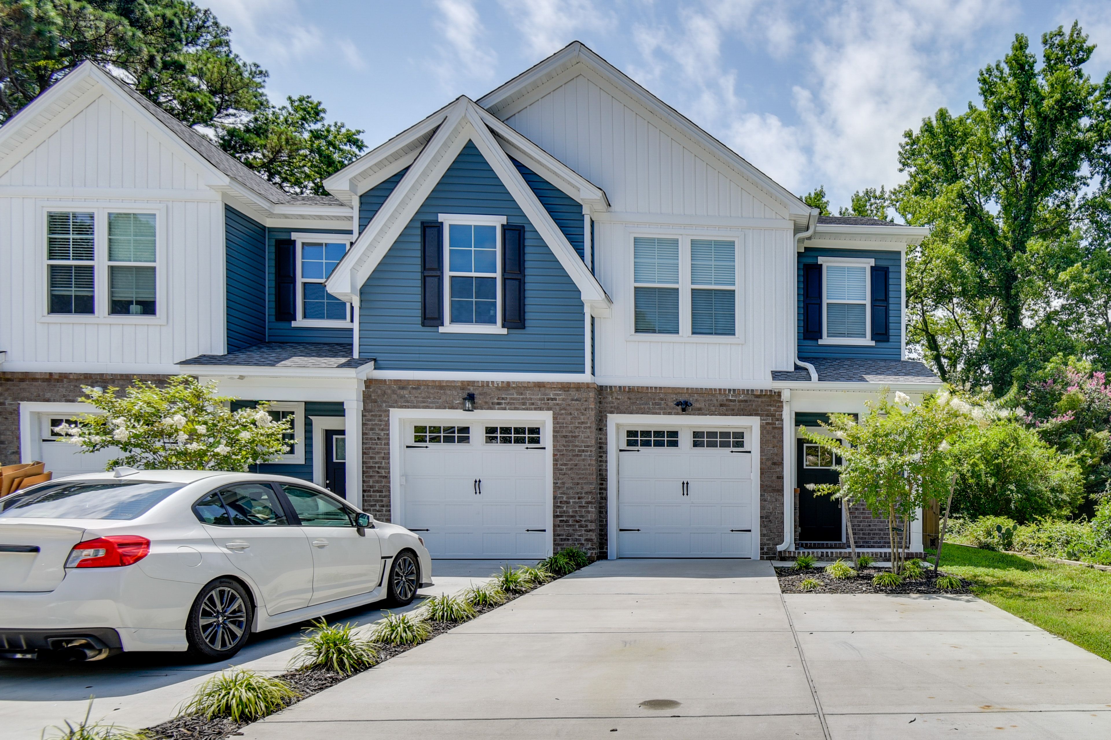 Virginia Beach Vacation Rental | 3BR | 2.5BA | 1,500 Sq Ft | 2 Steps to Enter