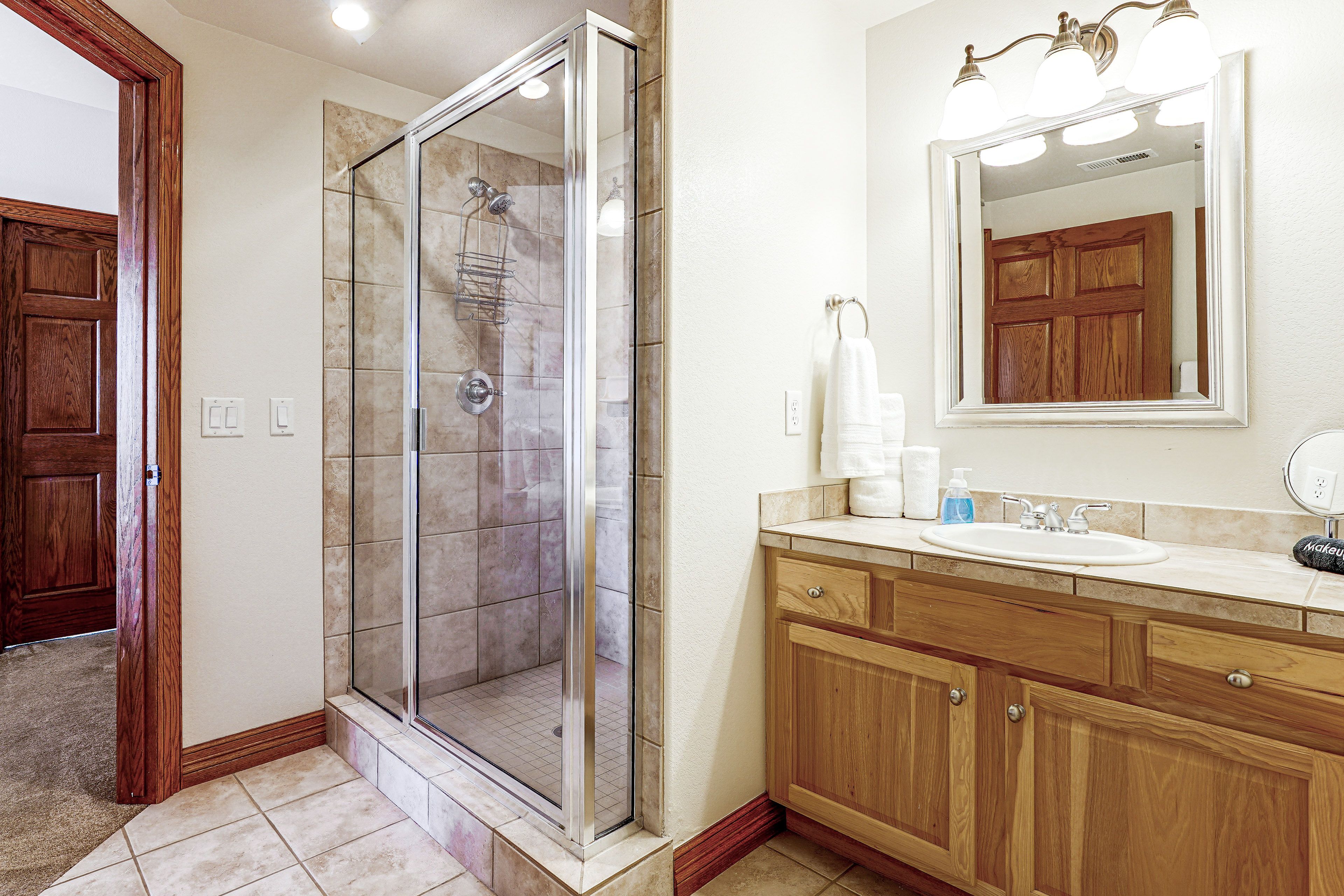 En-Suite Bathroom