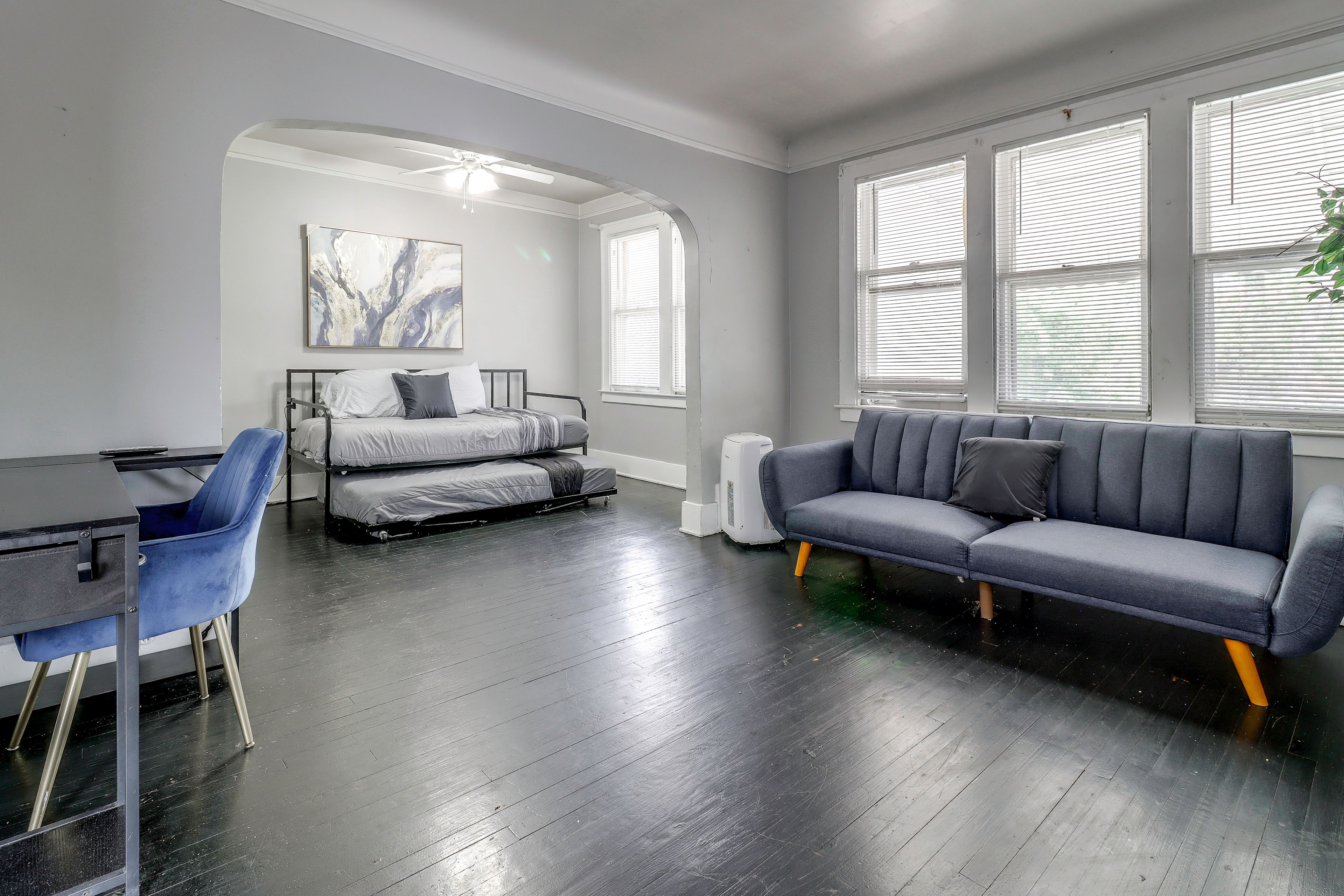Detroit Vacation Rental | 2BR | 1BA | 1,025 Sq Ft