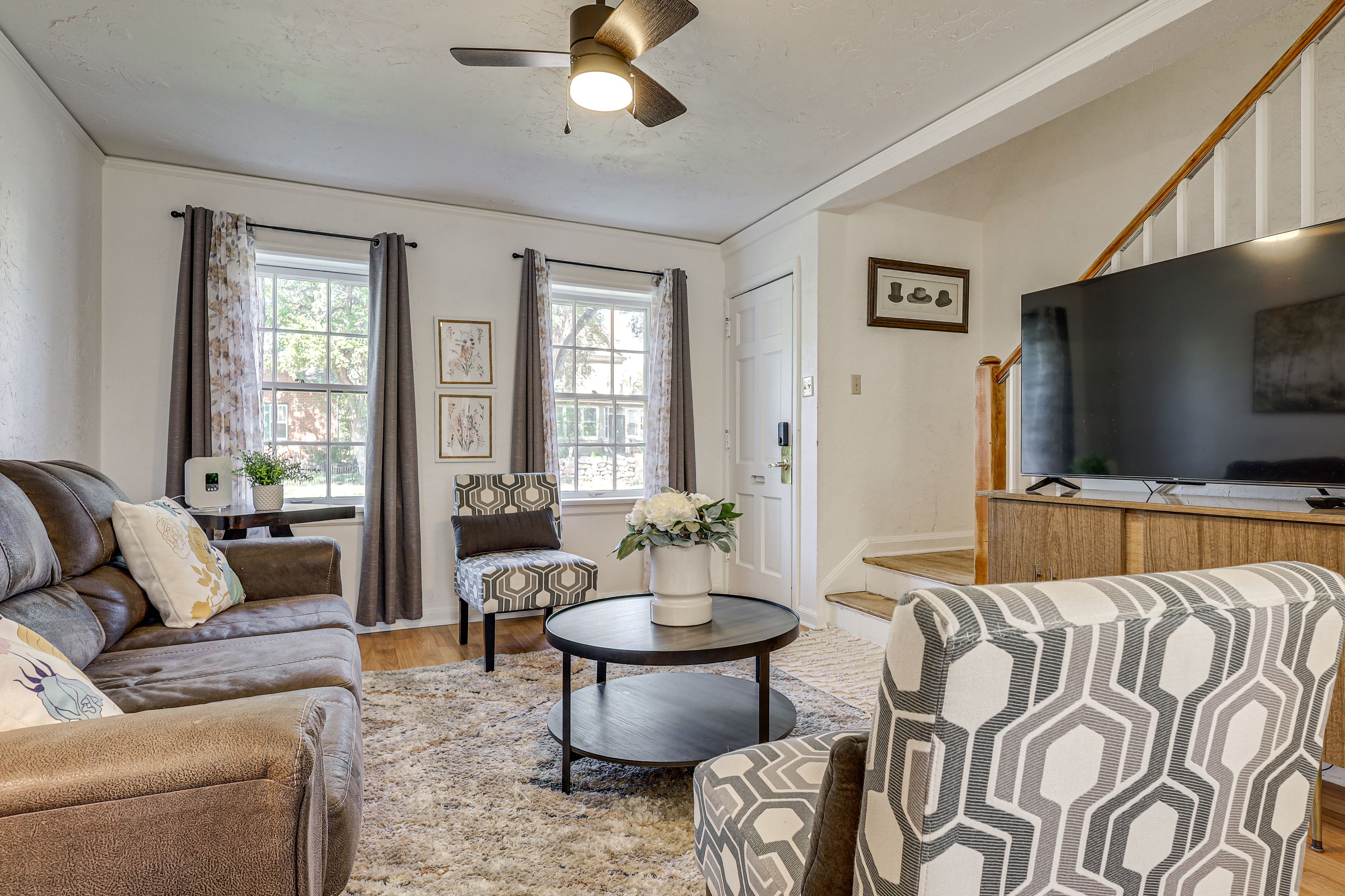 Pueblo Vacation Rental | 2BR | 1BA | 970 Sq Ft