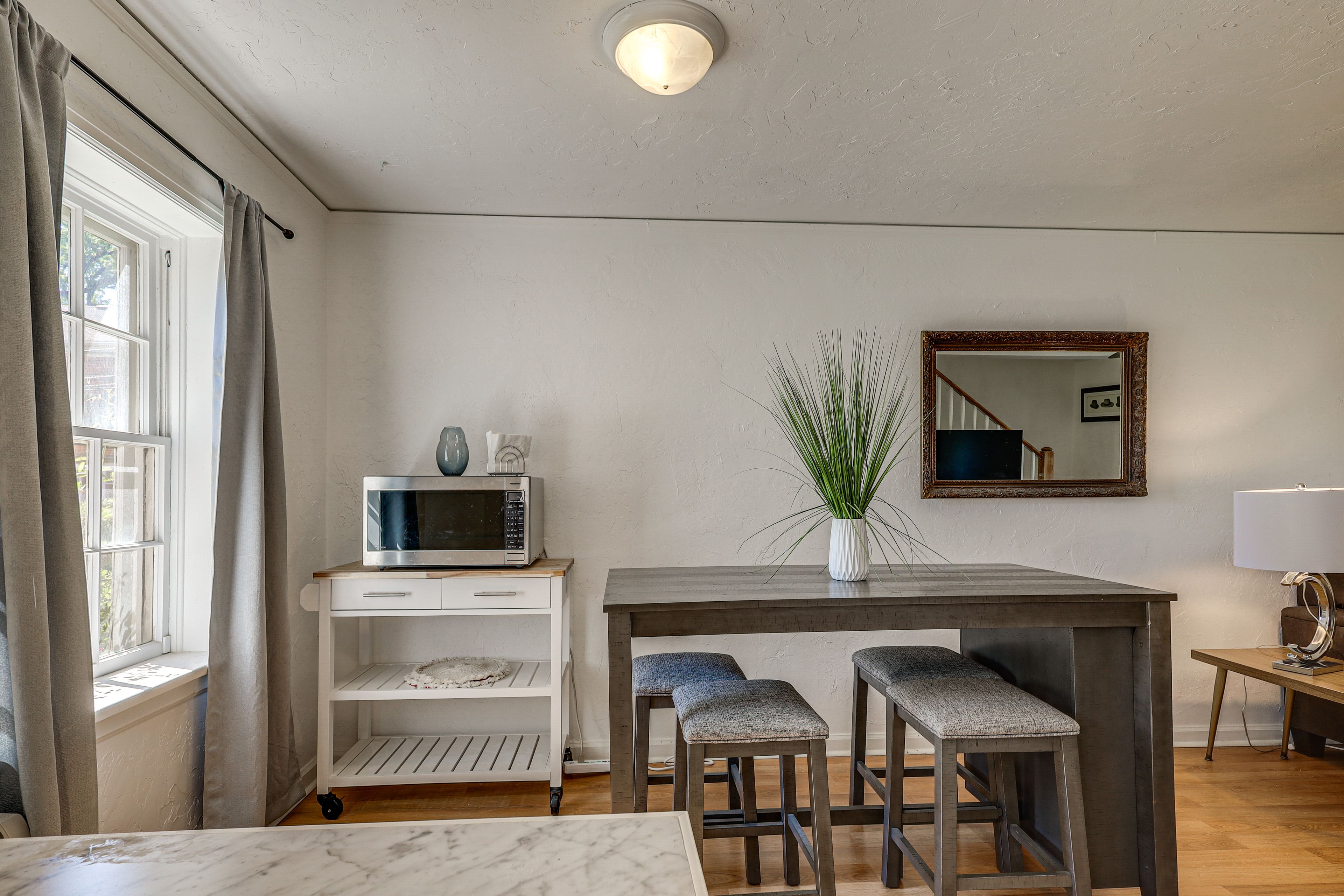 Dining Area | Dishes & Flatware Provided | 1st Floor