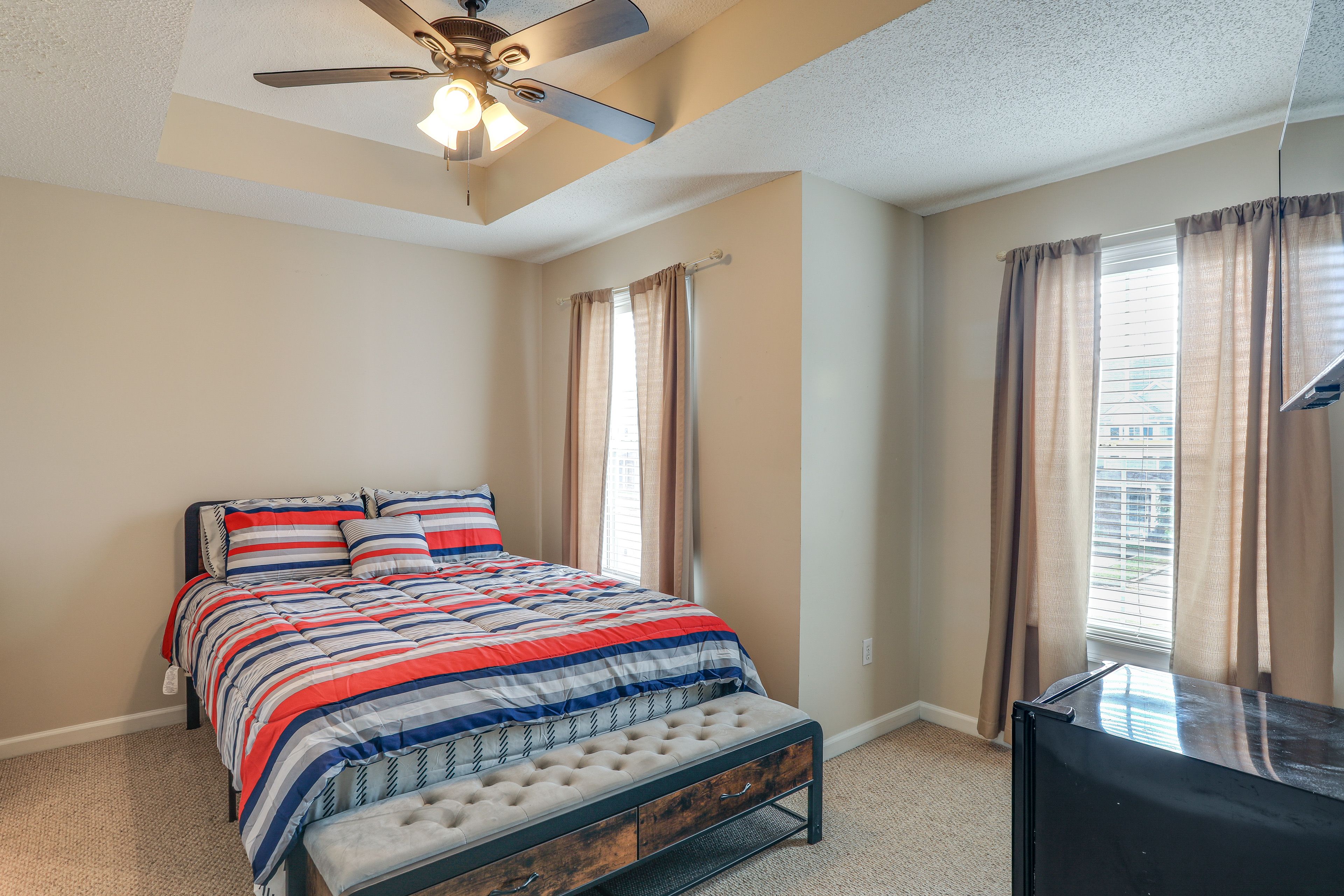 Bedroom 3 | Queen Bed | En-Suite Bathroom | 2nd Floor