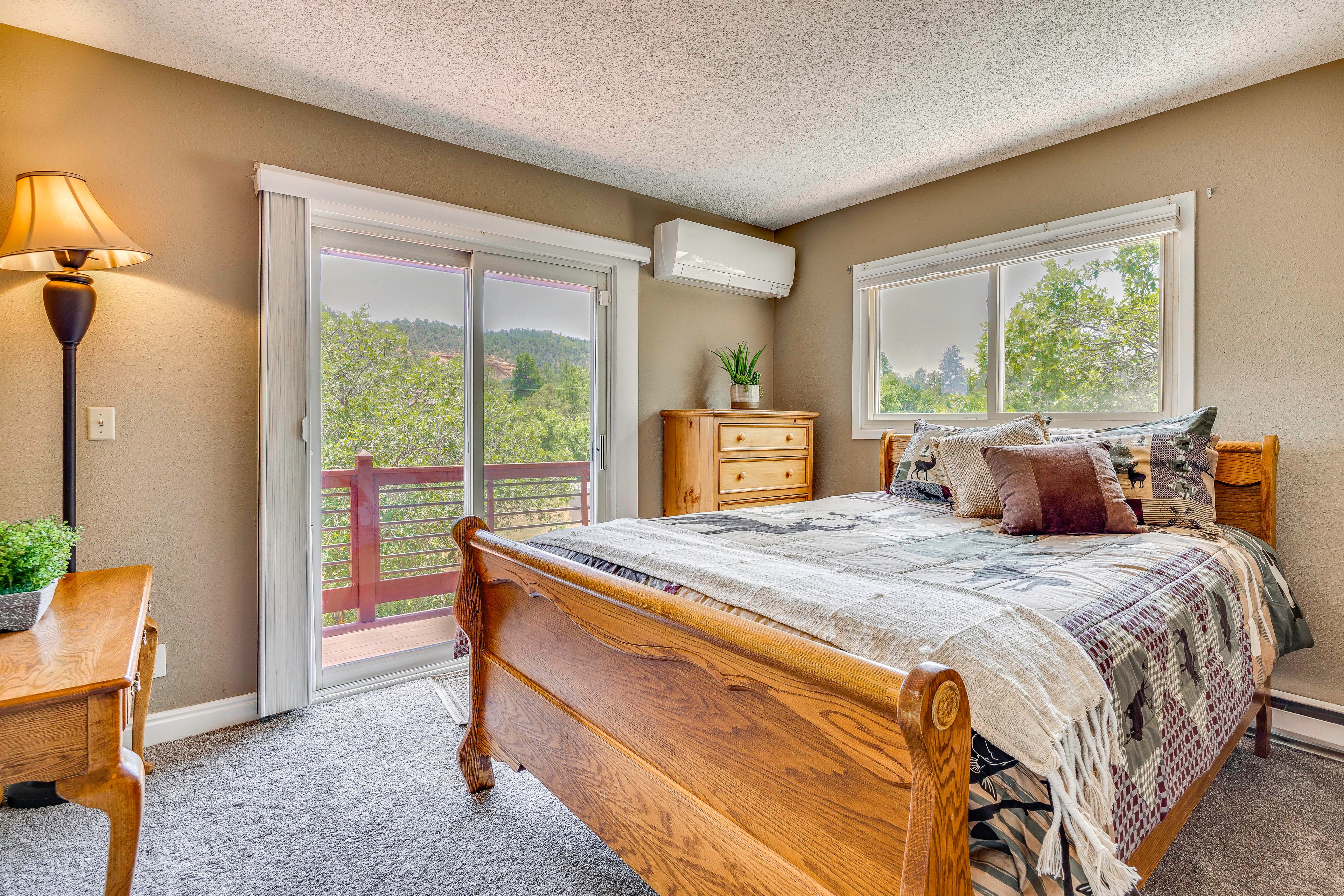 Bedroom 3 | Queen Bed | 2nd Floor