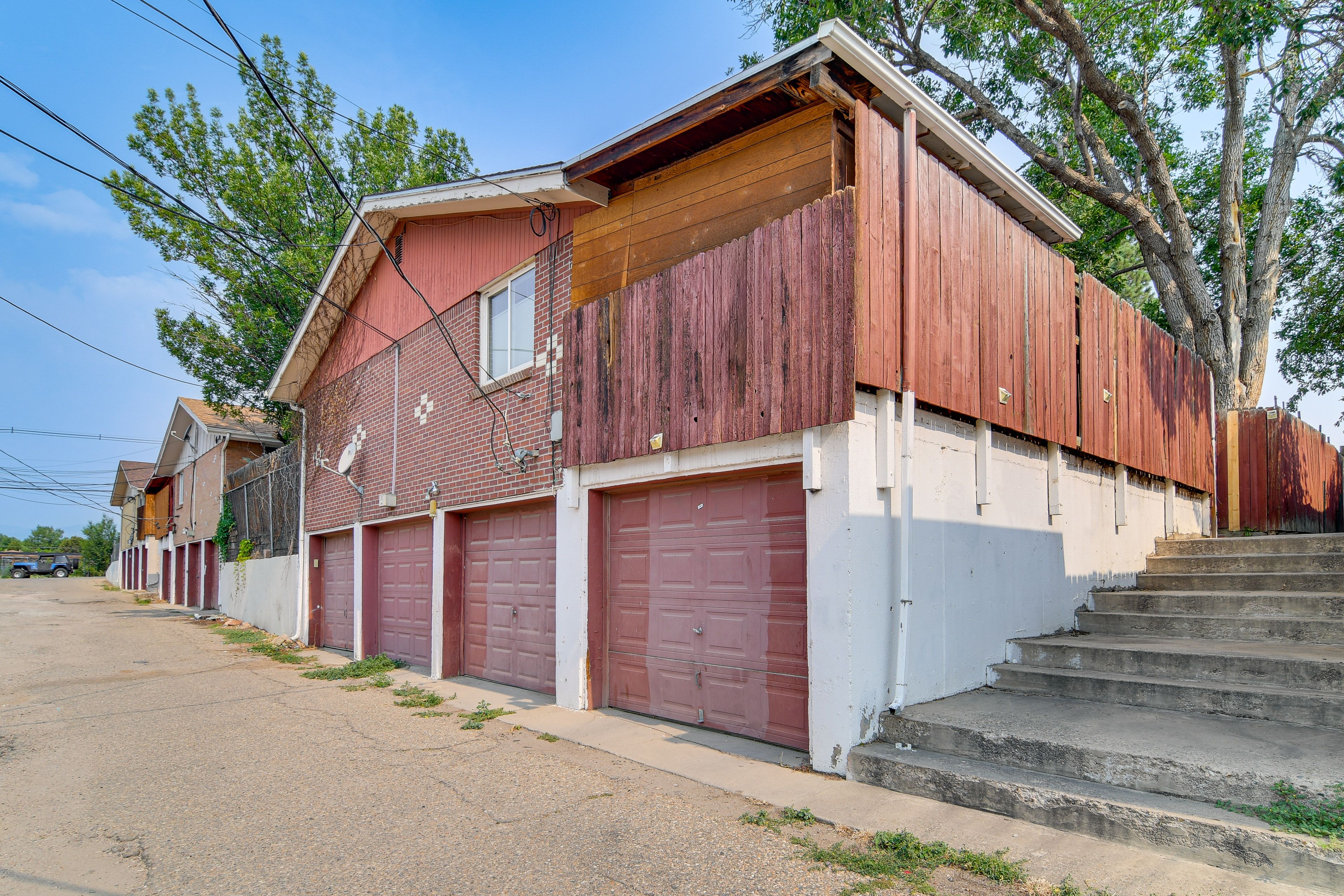 Garage Parking | 1 Vehicle