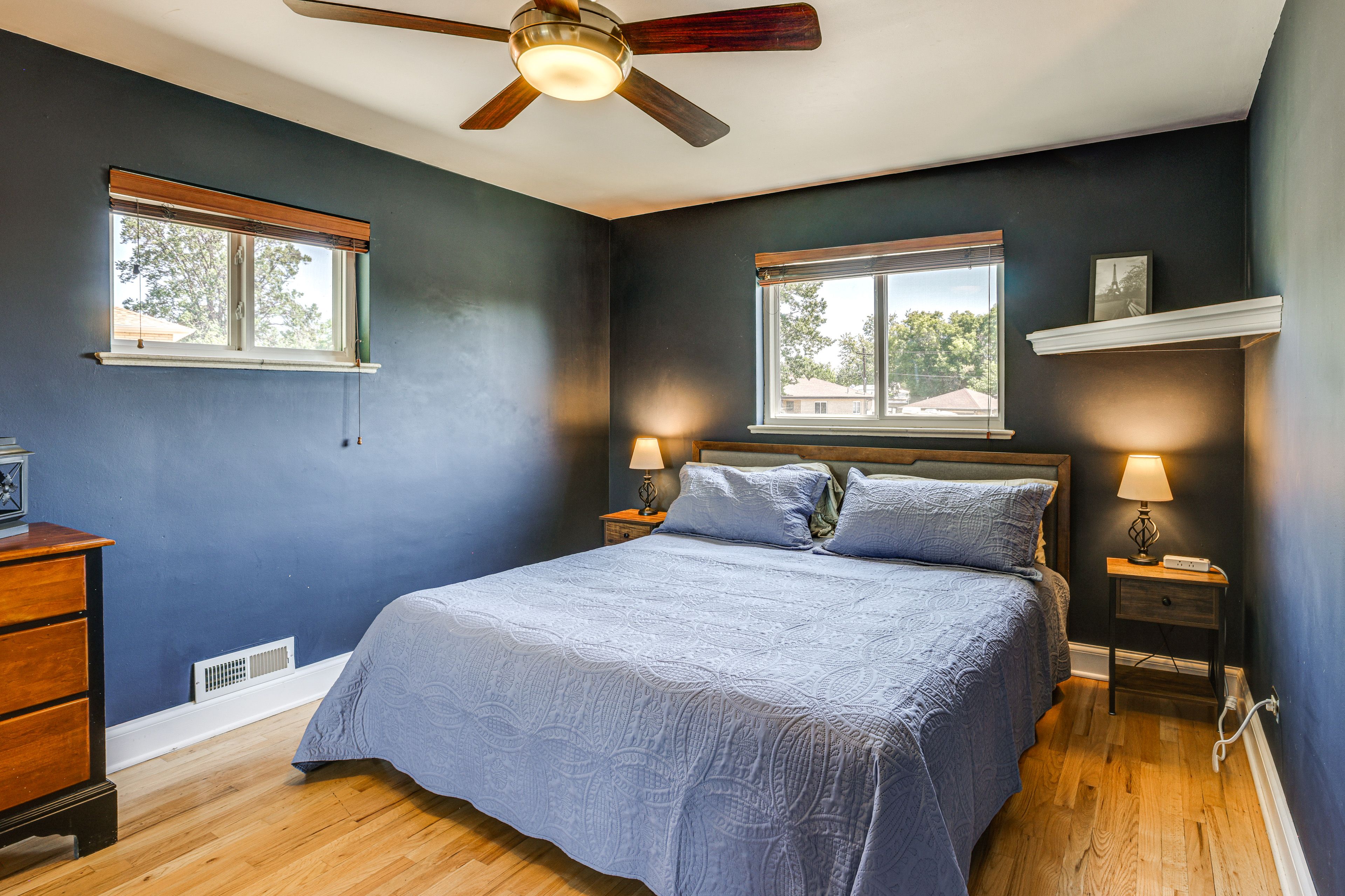 Bedroom 1 | King Bed