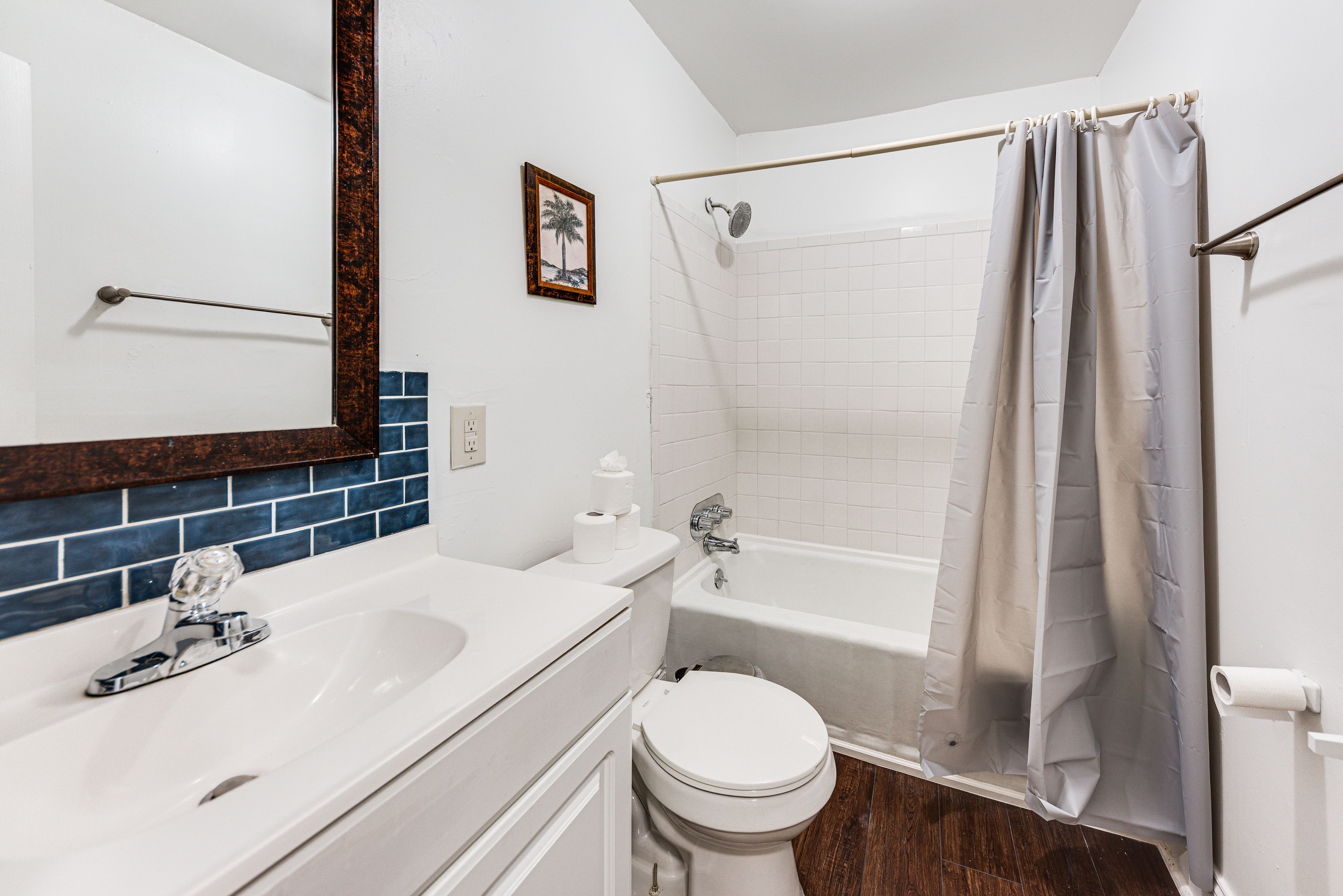Bathroom | 2nd Floor