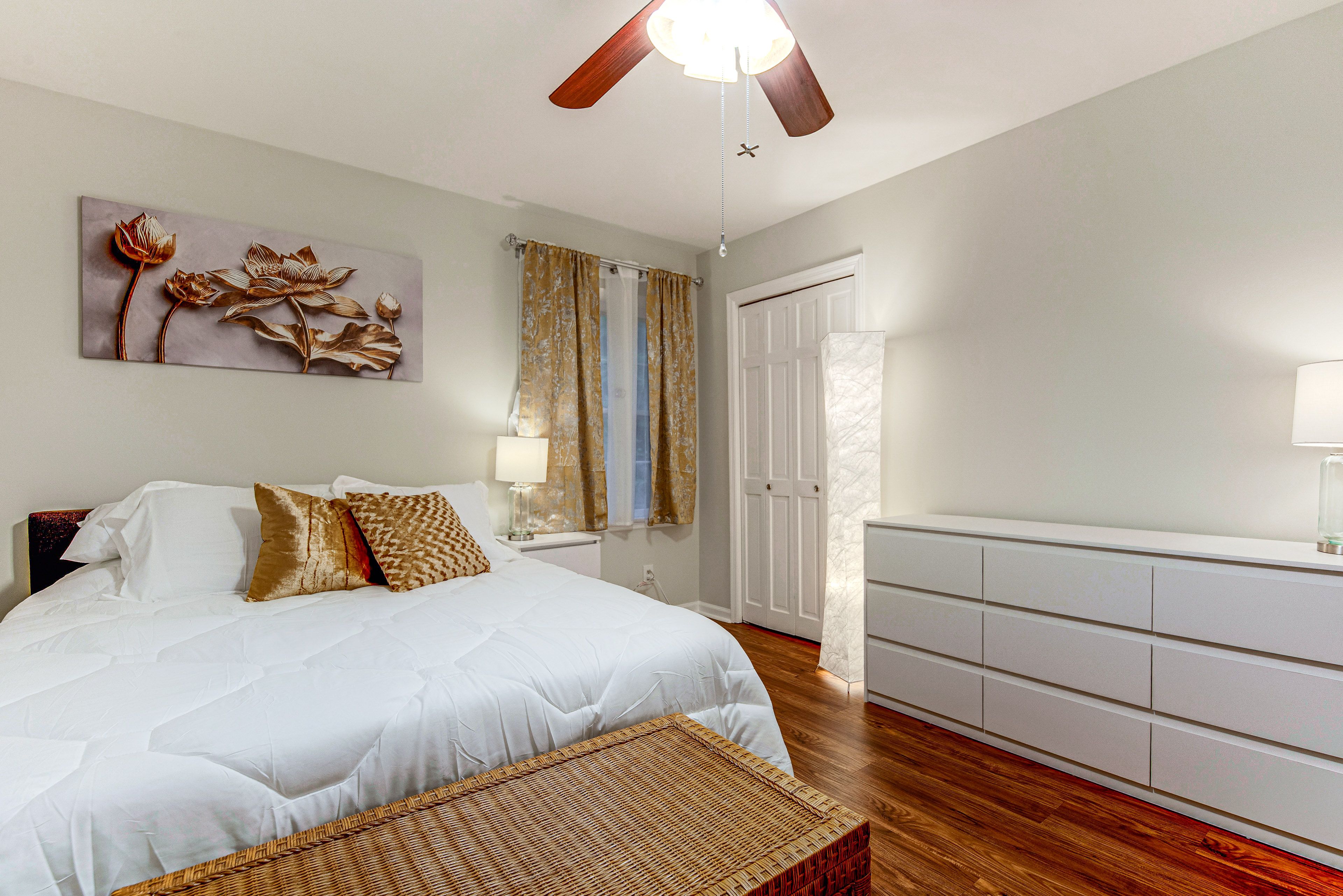 Bedroom 2 | Queen Bed
