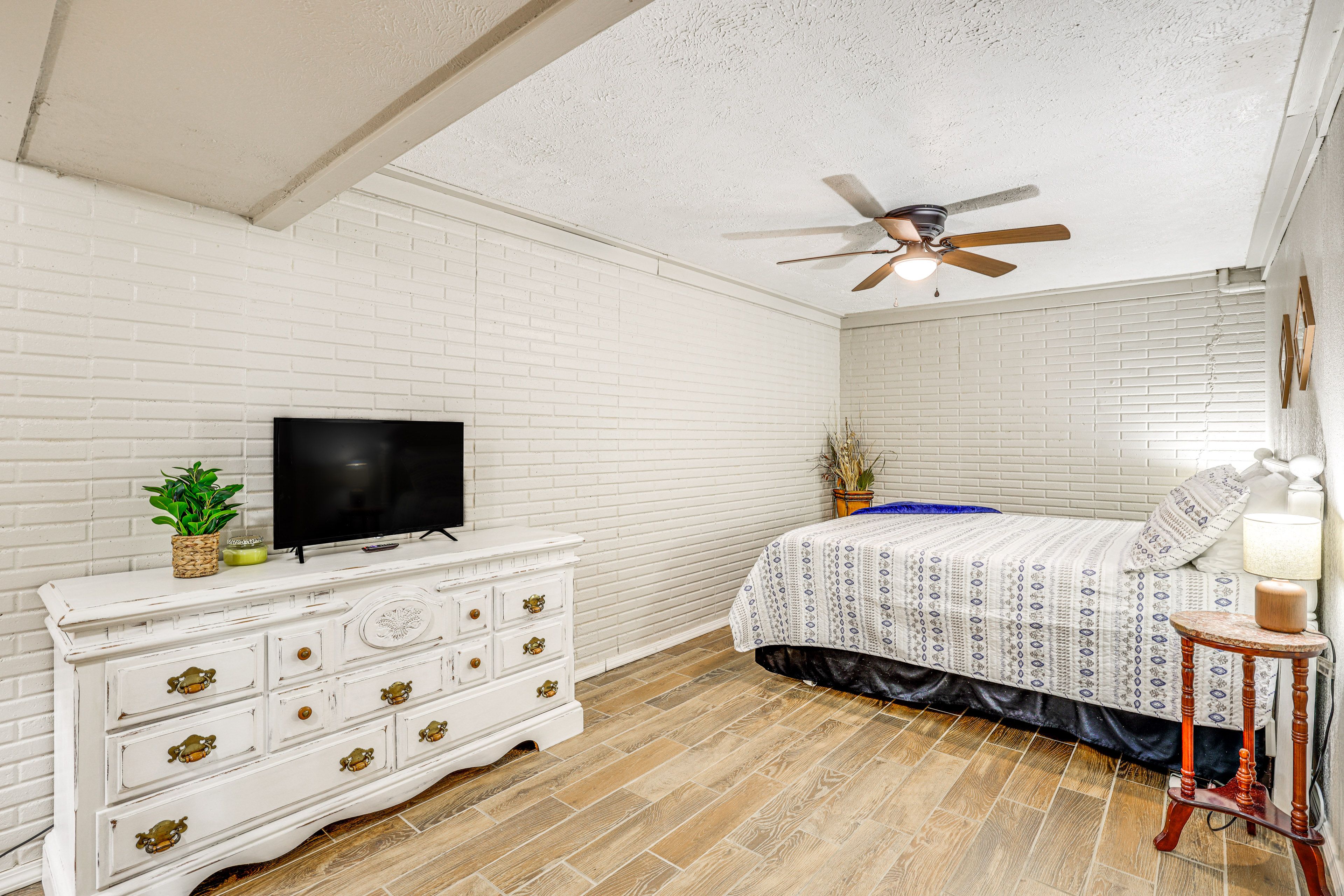 Bedroom 4 | Queen Bed | Lower Level