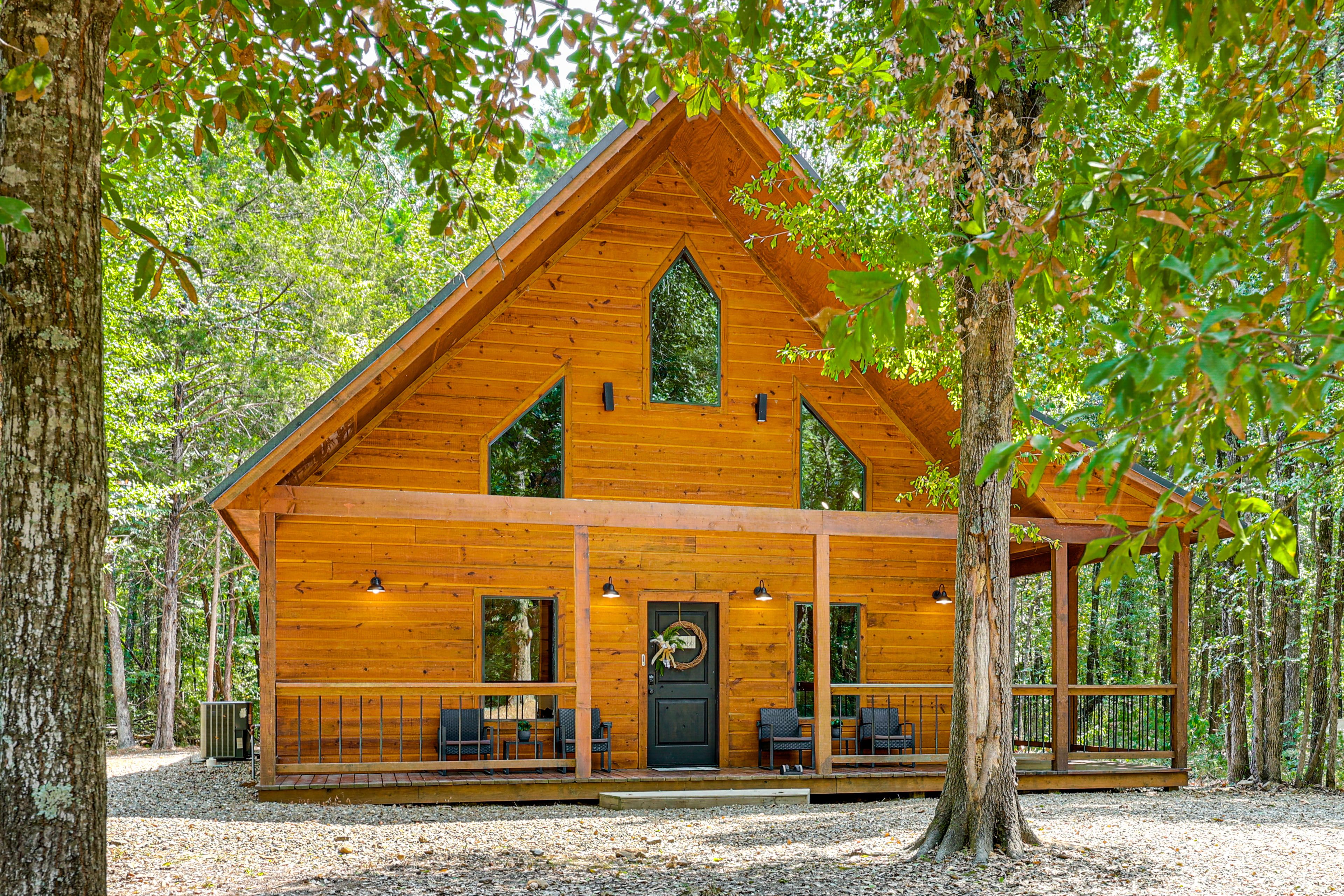 Broken Bow Vacation Rental | 2BR | 2BA | 1,500 Sq Ft