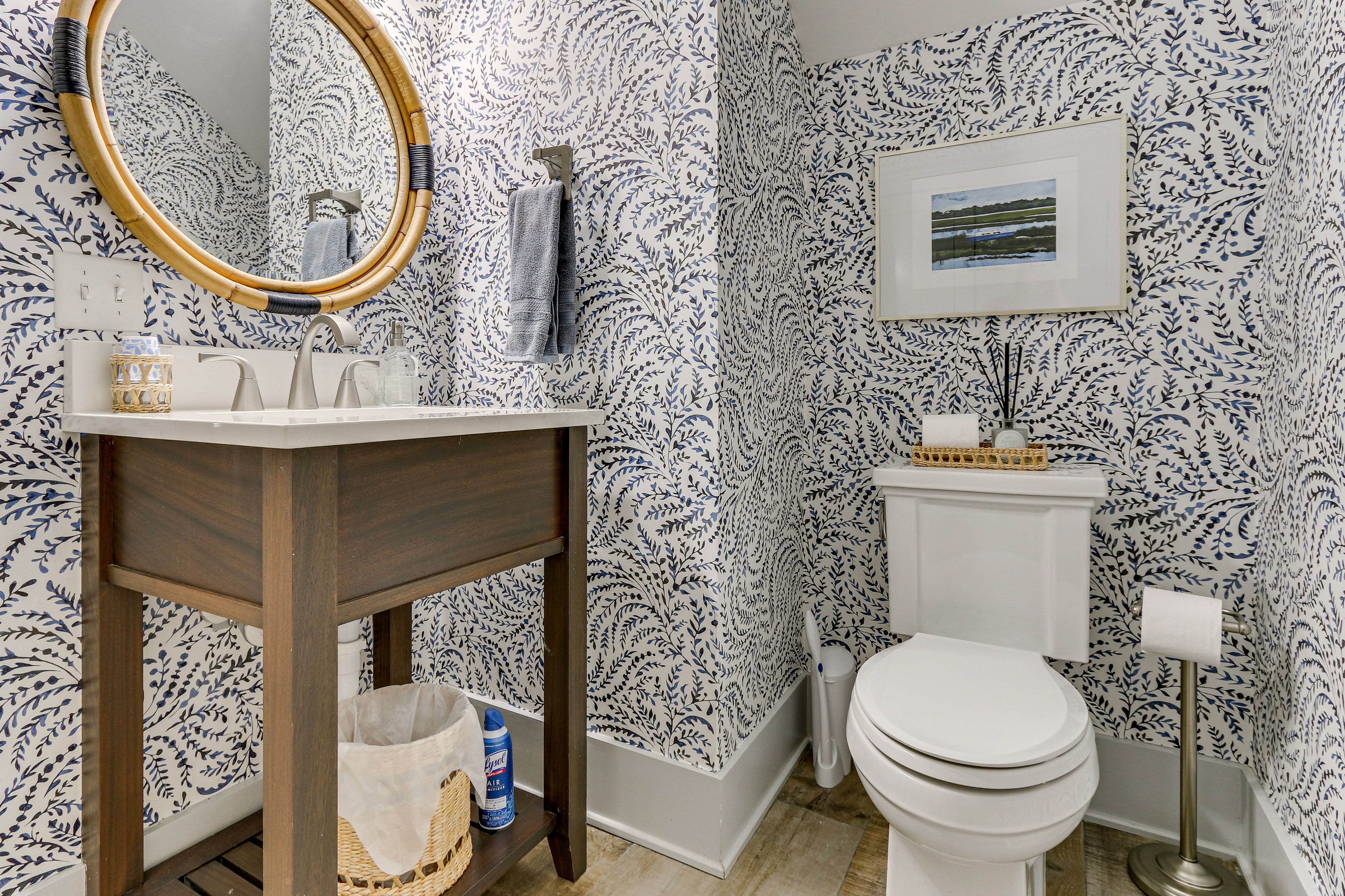 Half Bathroom | 1st Floor