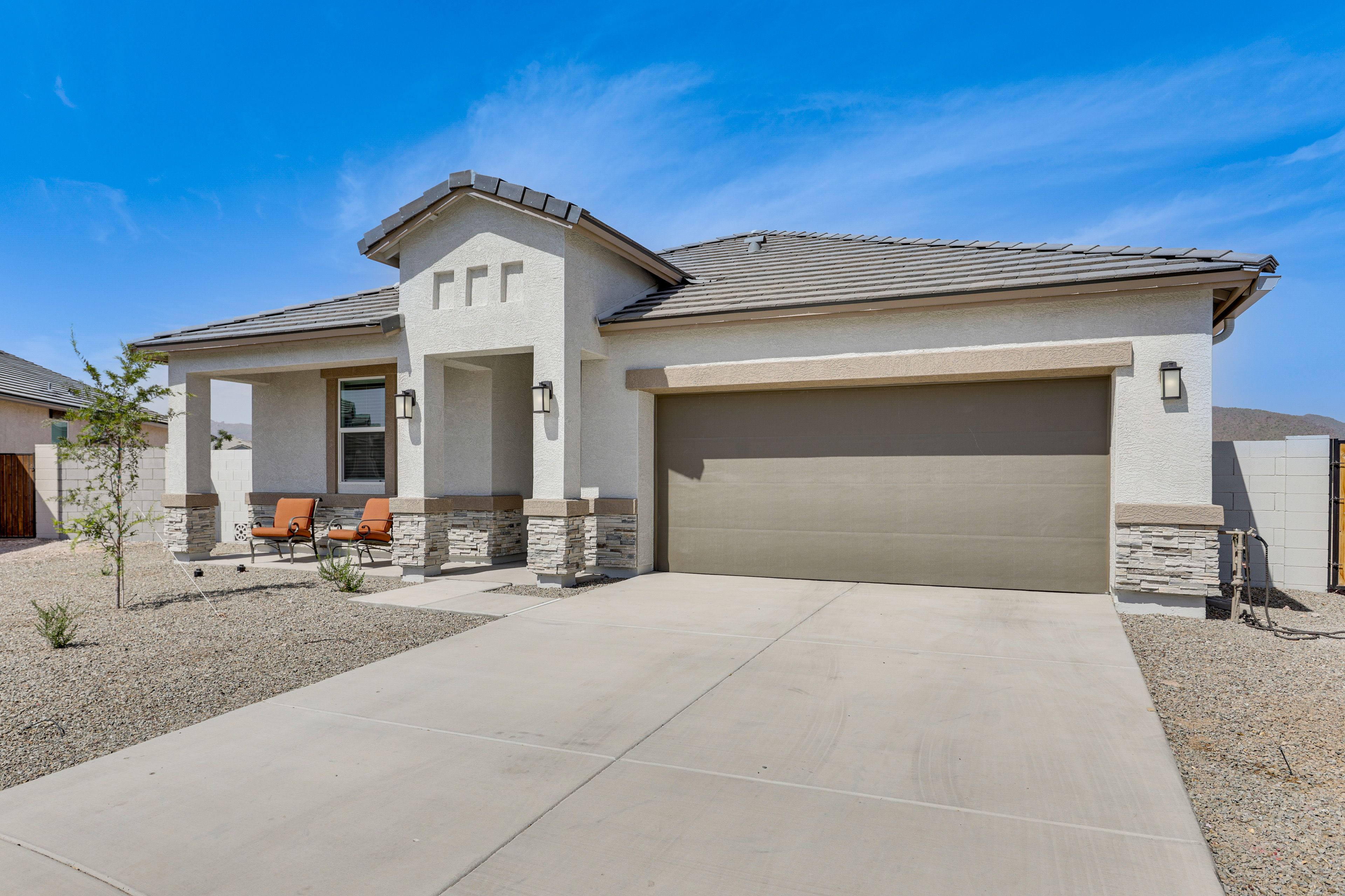 Garage Parking | 2 Vehicles | Driveway Parking | 2 Vehicles