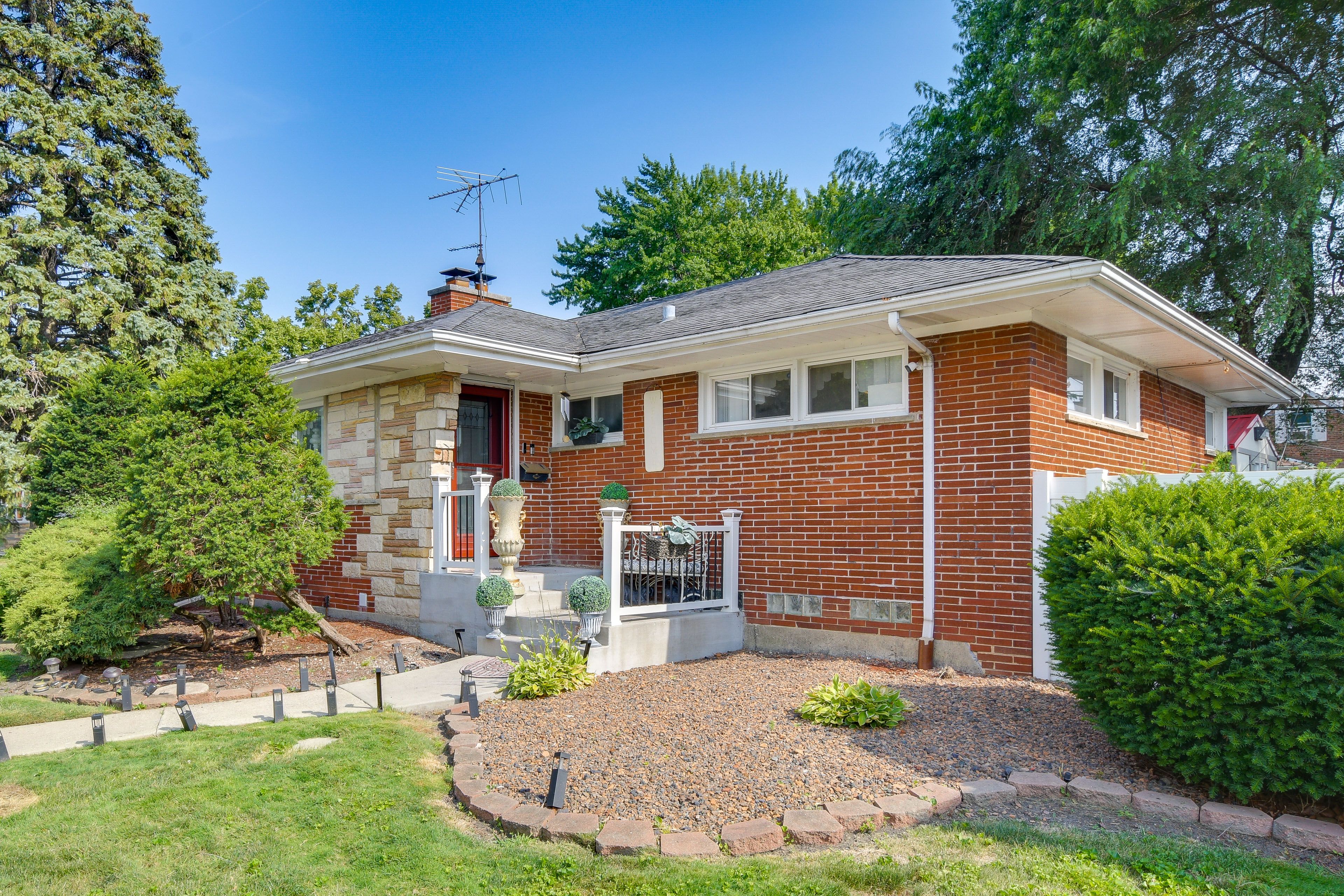 Property Exterior | Single-Level Home