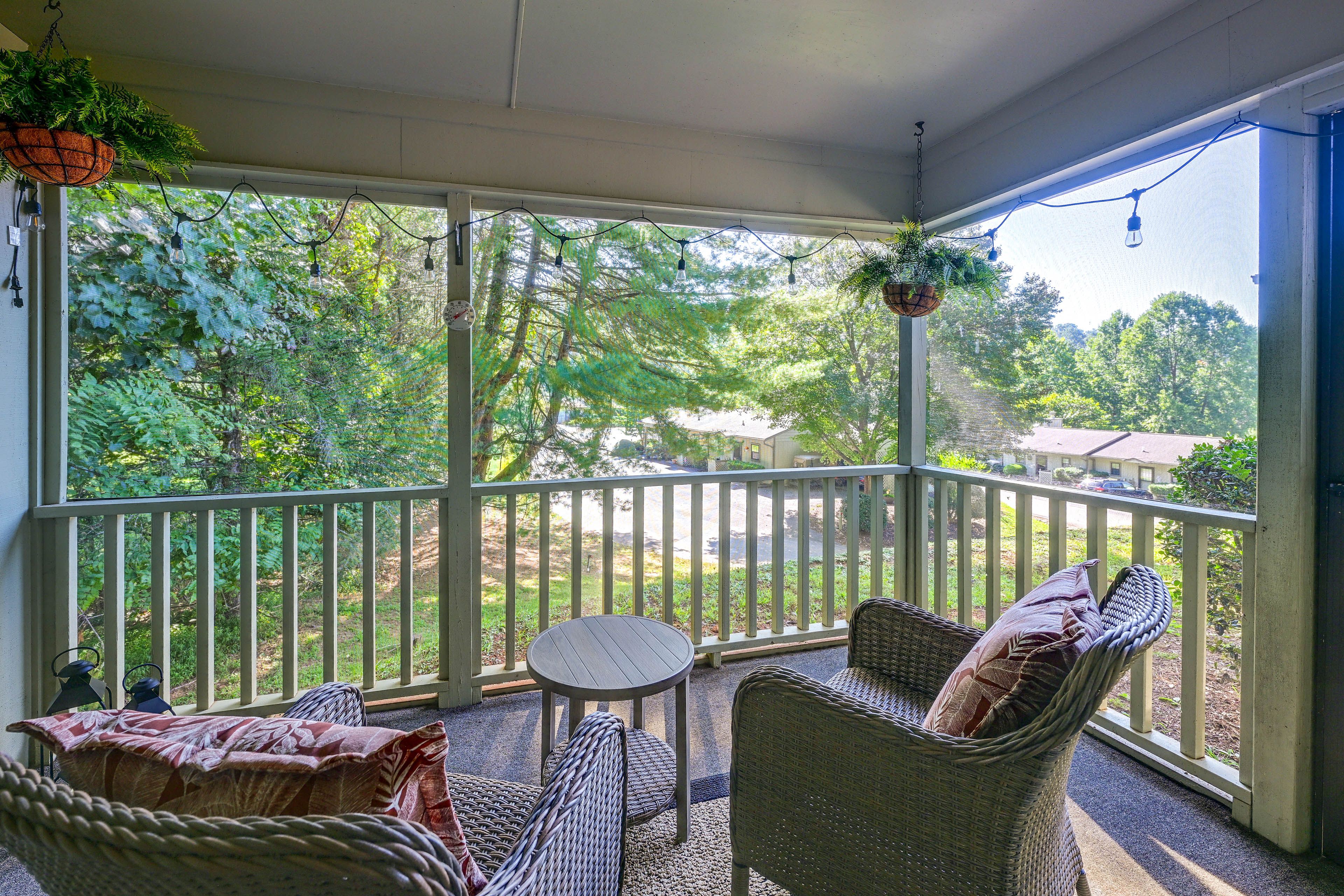 Franklin Vacation Rental | 1BR | 1BA | 1,000 Sq Ft