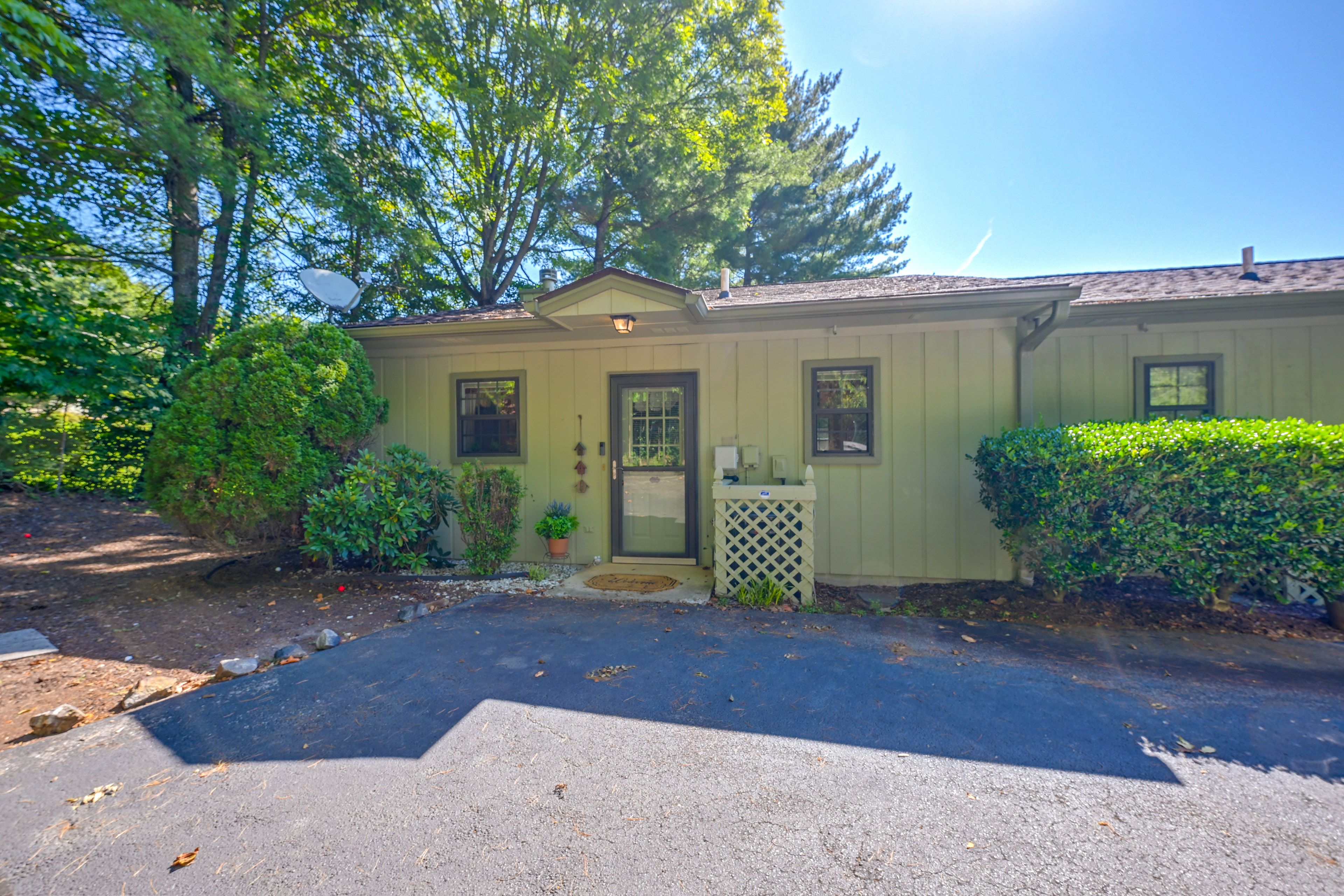 Property Exterior | Single-Level Townhome
