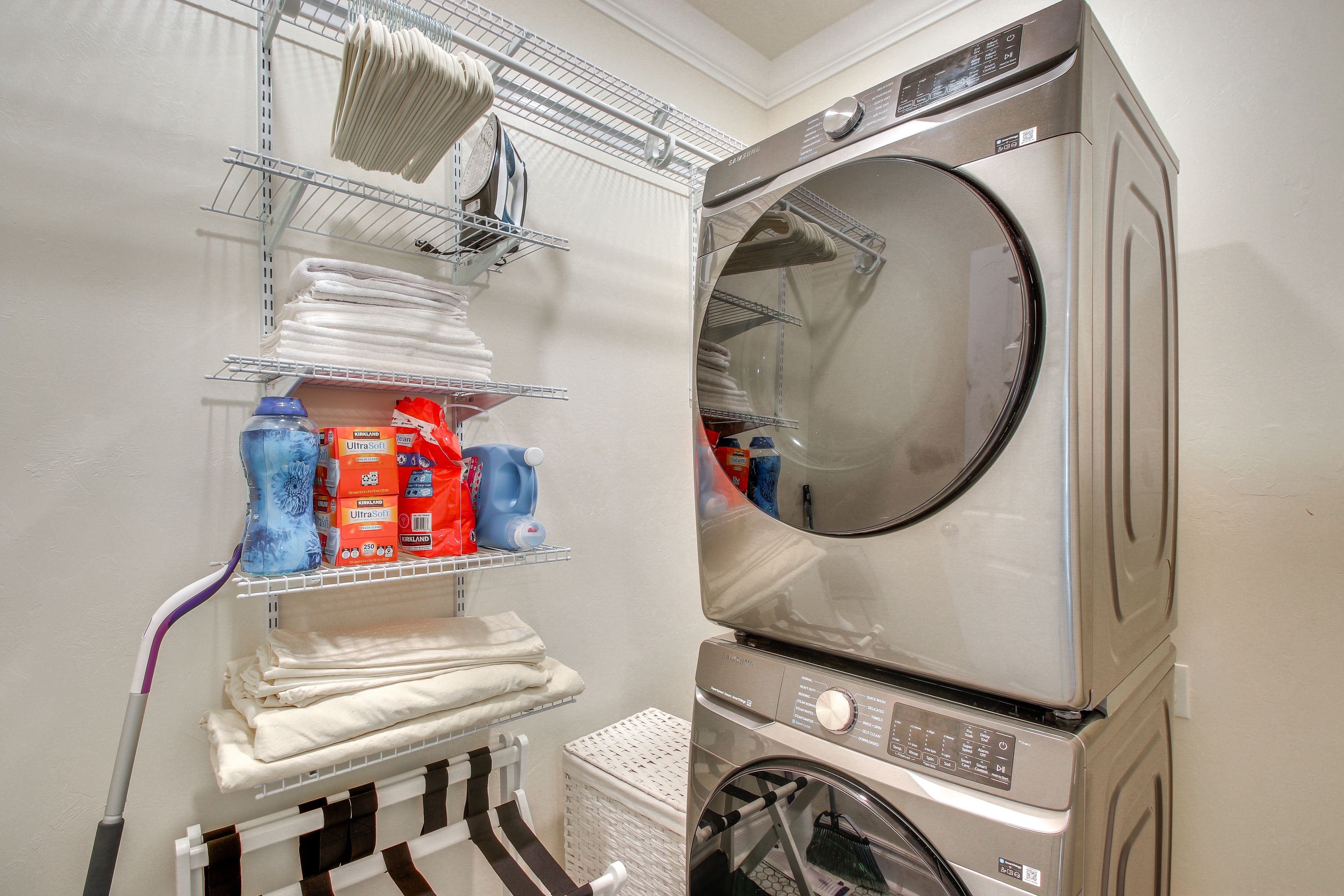 Studio | Laundry Area