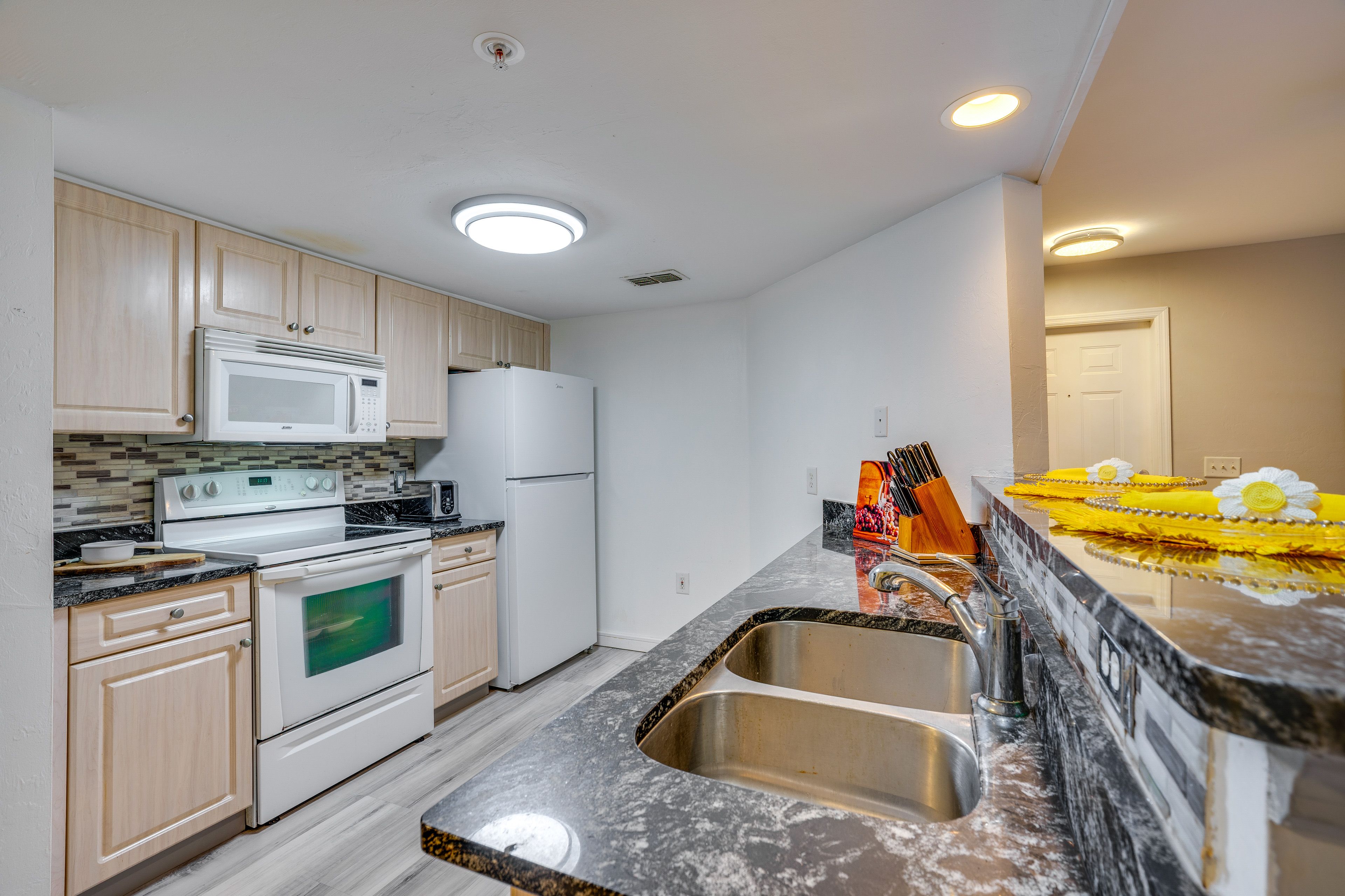 Kitchen | 2nd-Floor Condo | Single-Story Unit