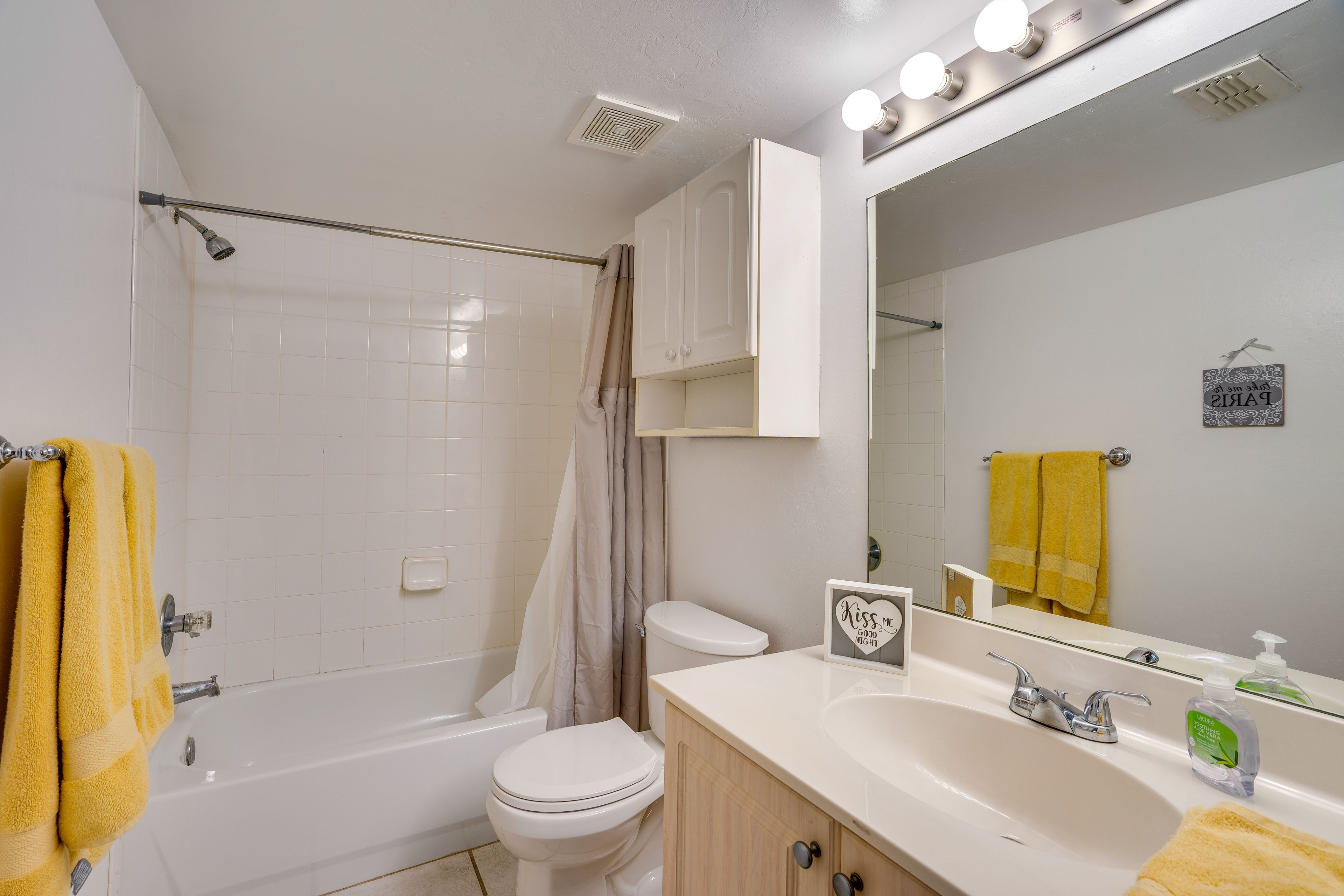 En-Suite Bathroom