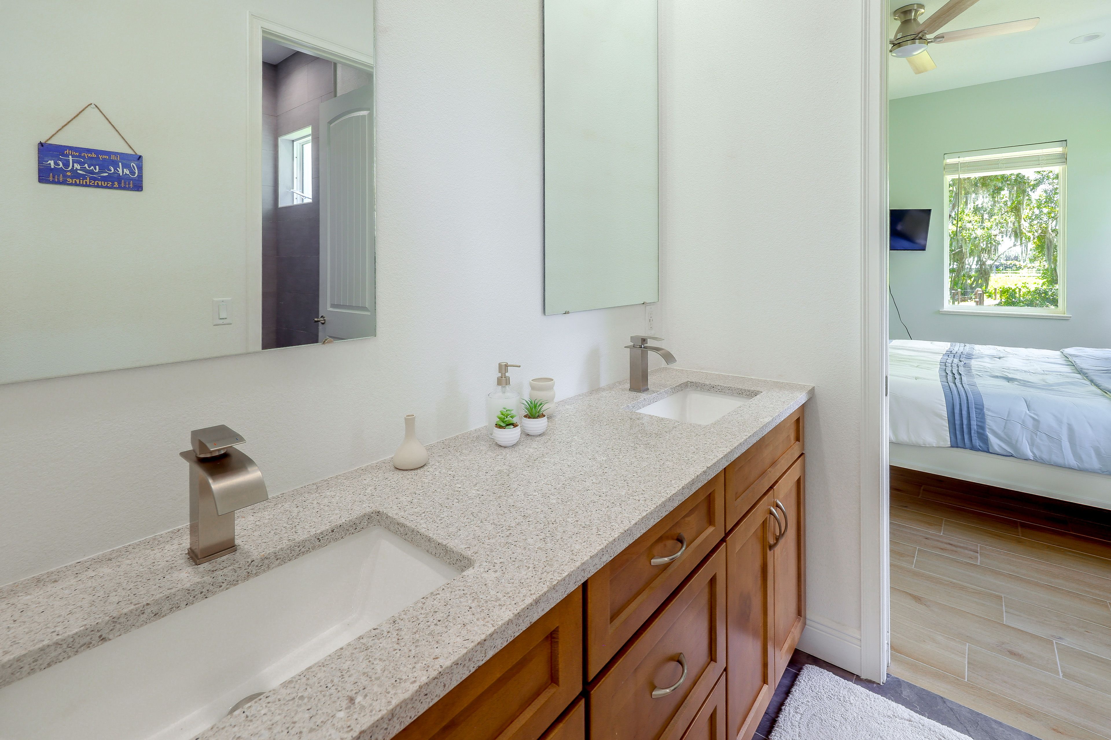 Bathroom | 1st Floor