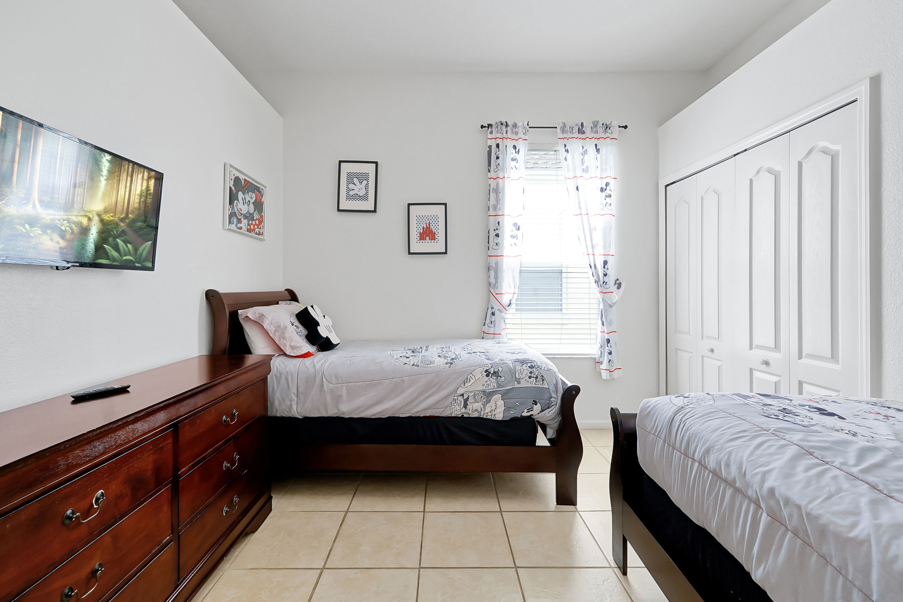 Bedroom 3 | 2 Twin Beds