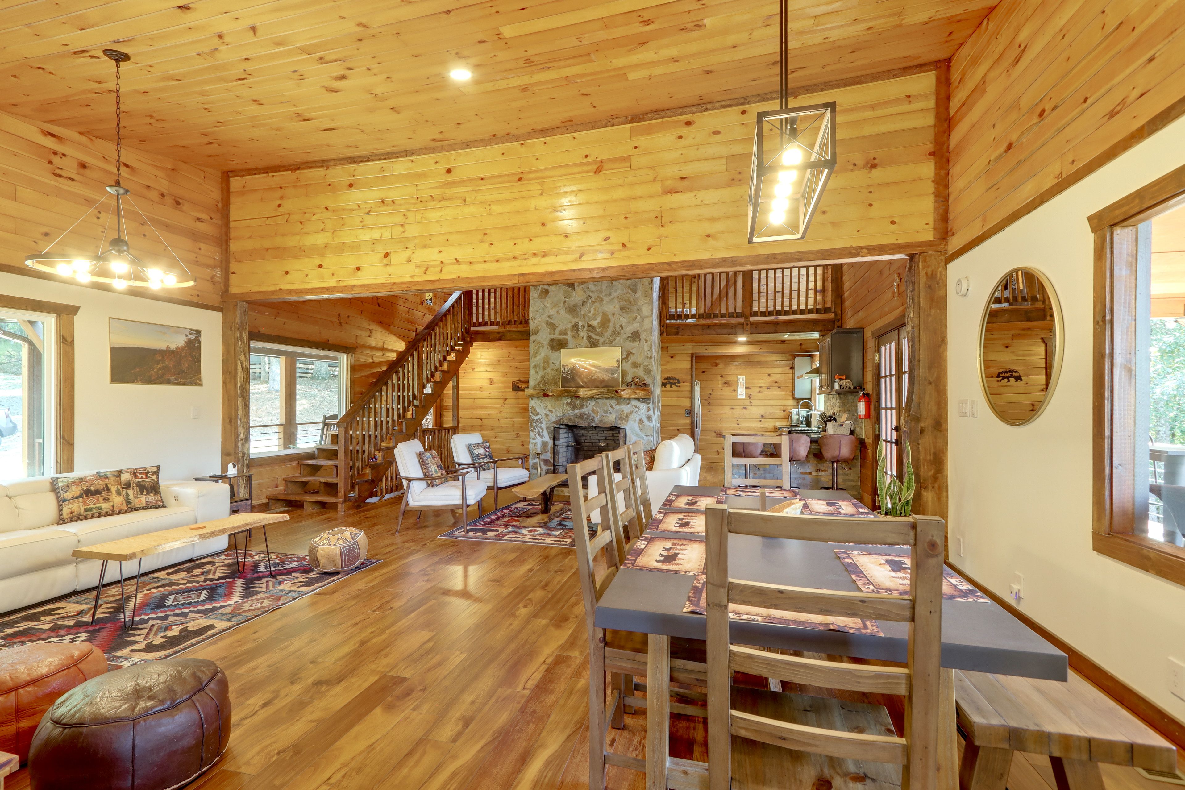 Dining Area | 1st Floor