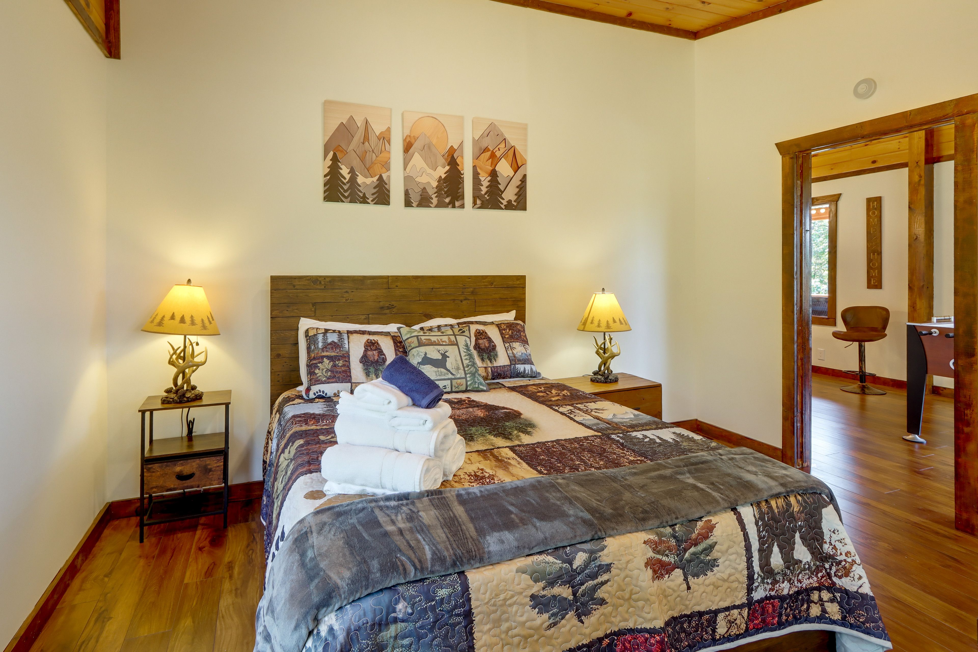 Bedroom 3 | Full Bed | 1st Floor