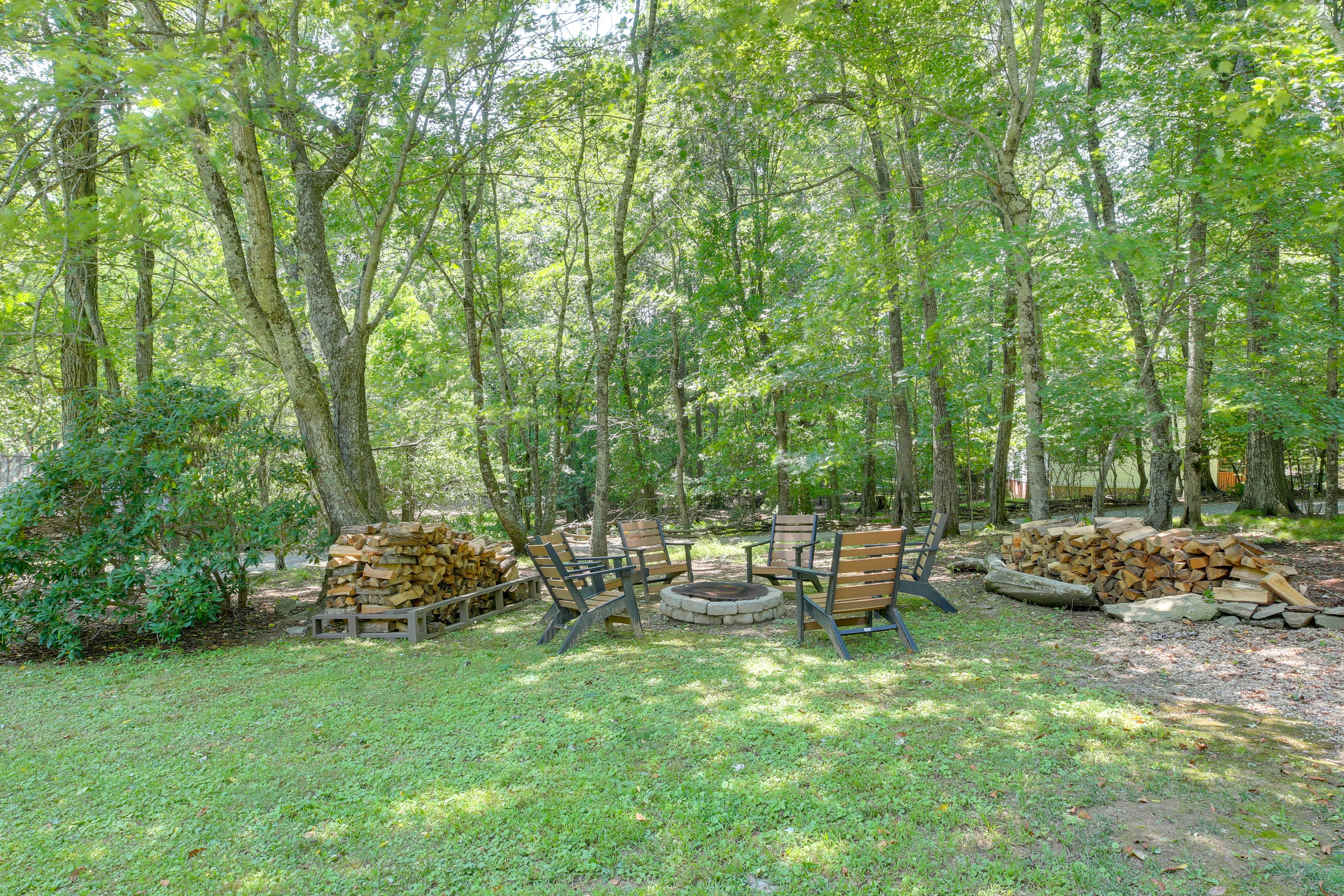 Exterior | Private Yard | Fire Pit