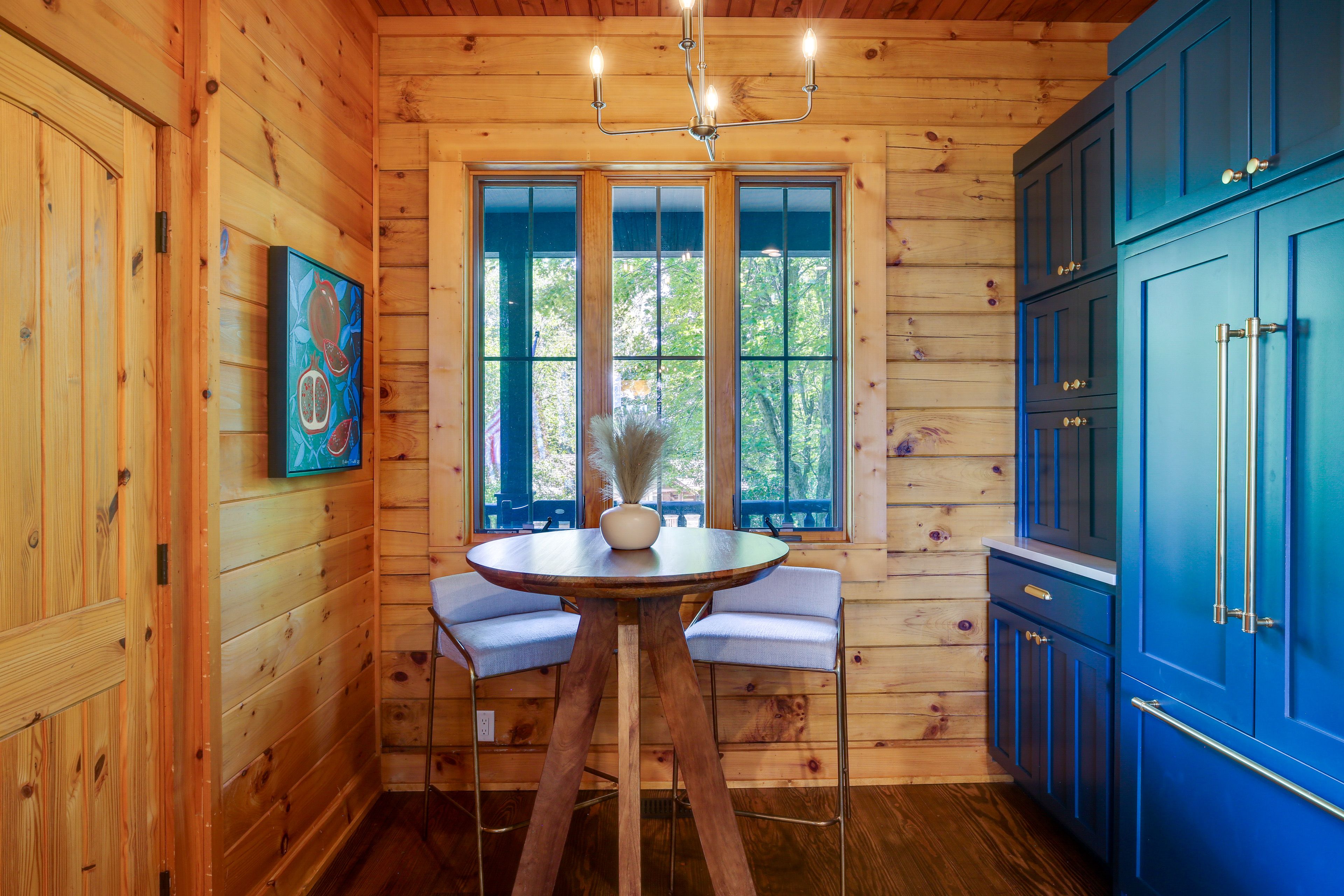 Dining Nook | 1st Floor