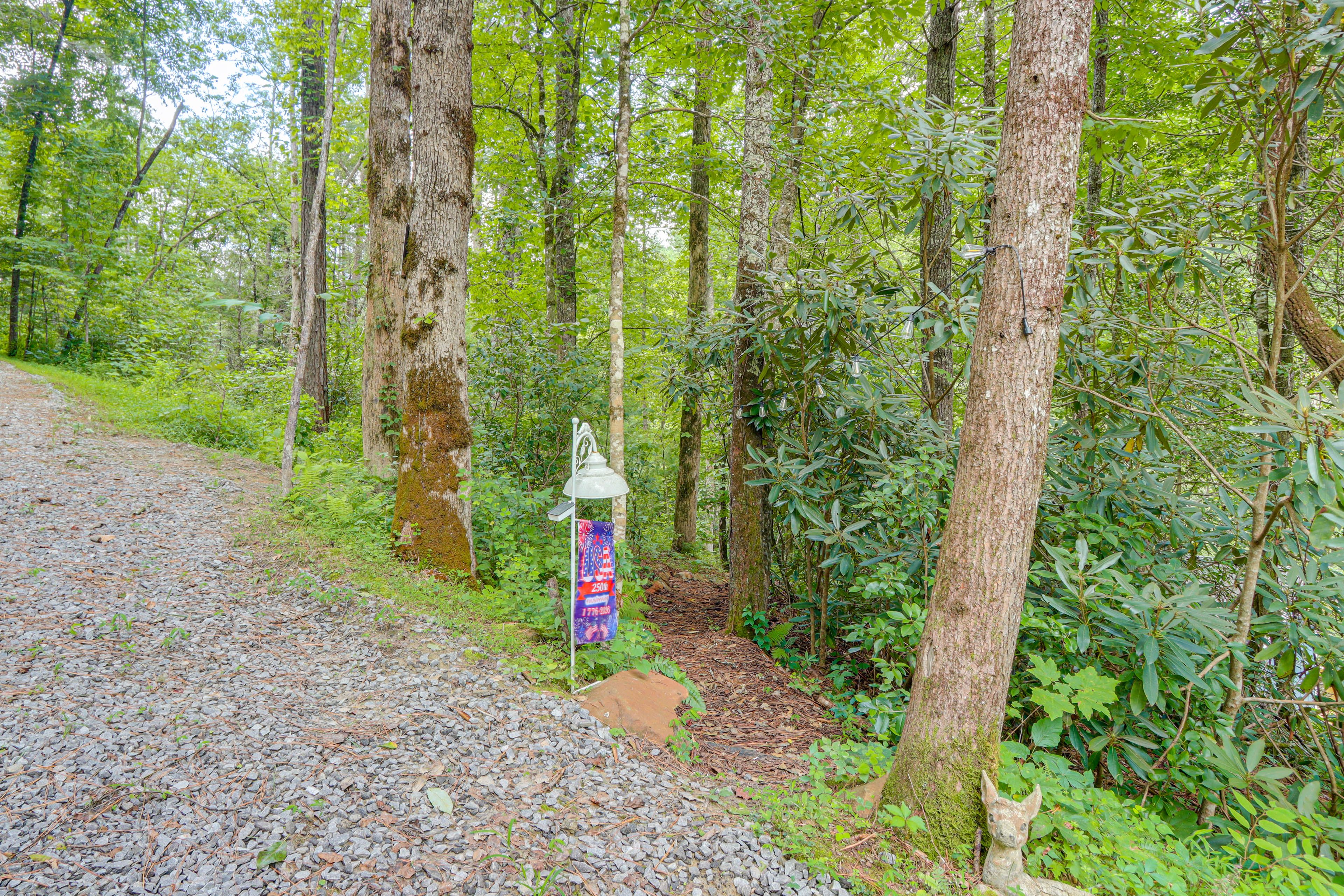 Property Access Path | On-Site Parking (1 Vehicle)
