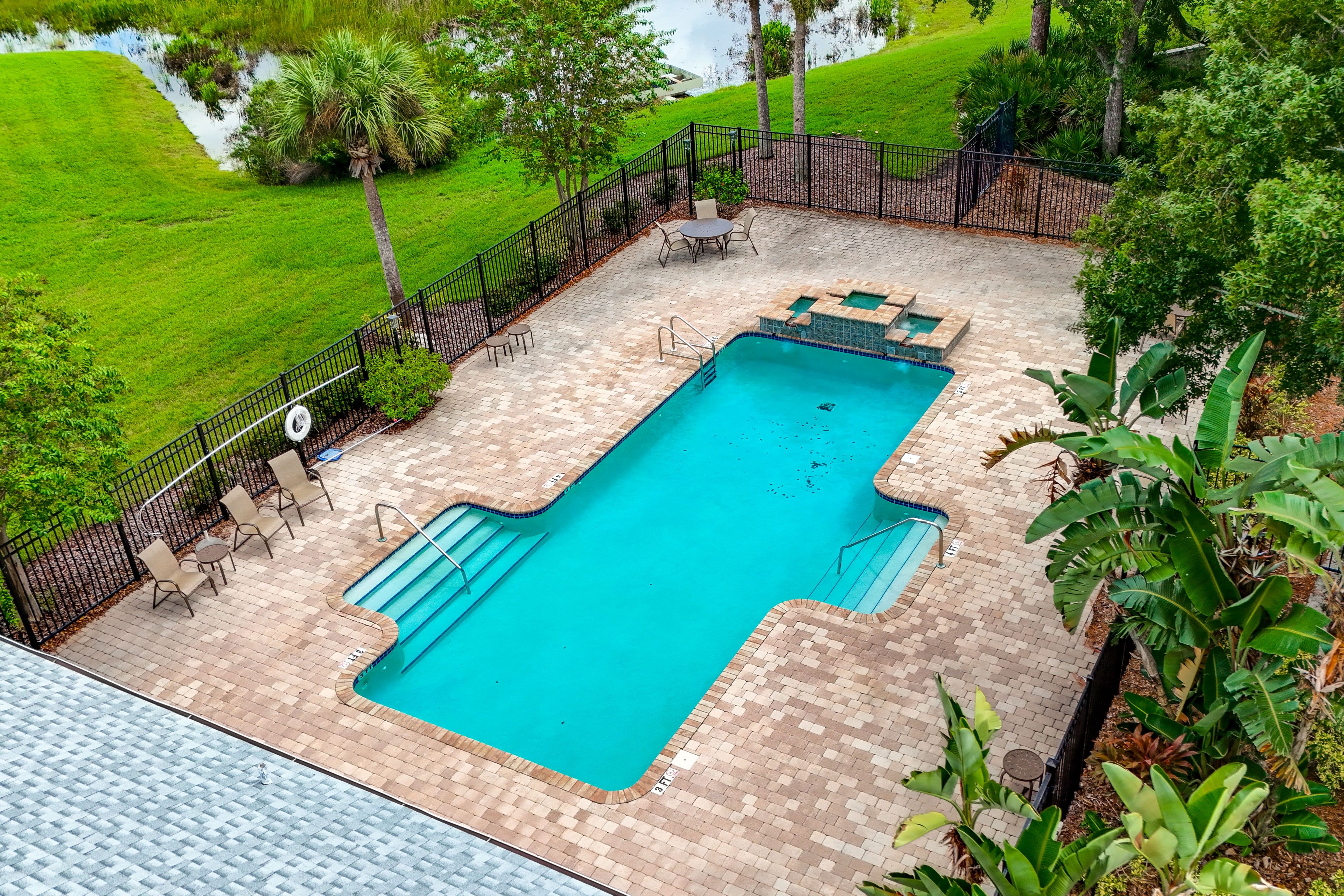 Townhomes of Bay Port Colony | Community Pool