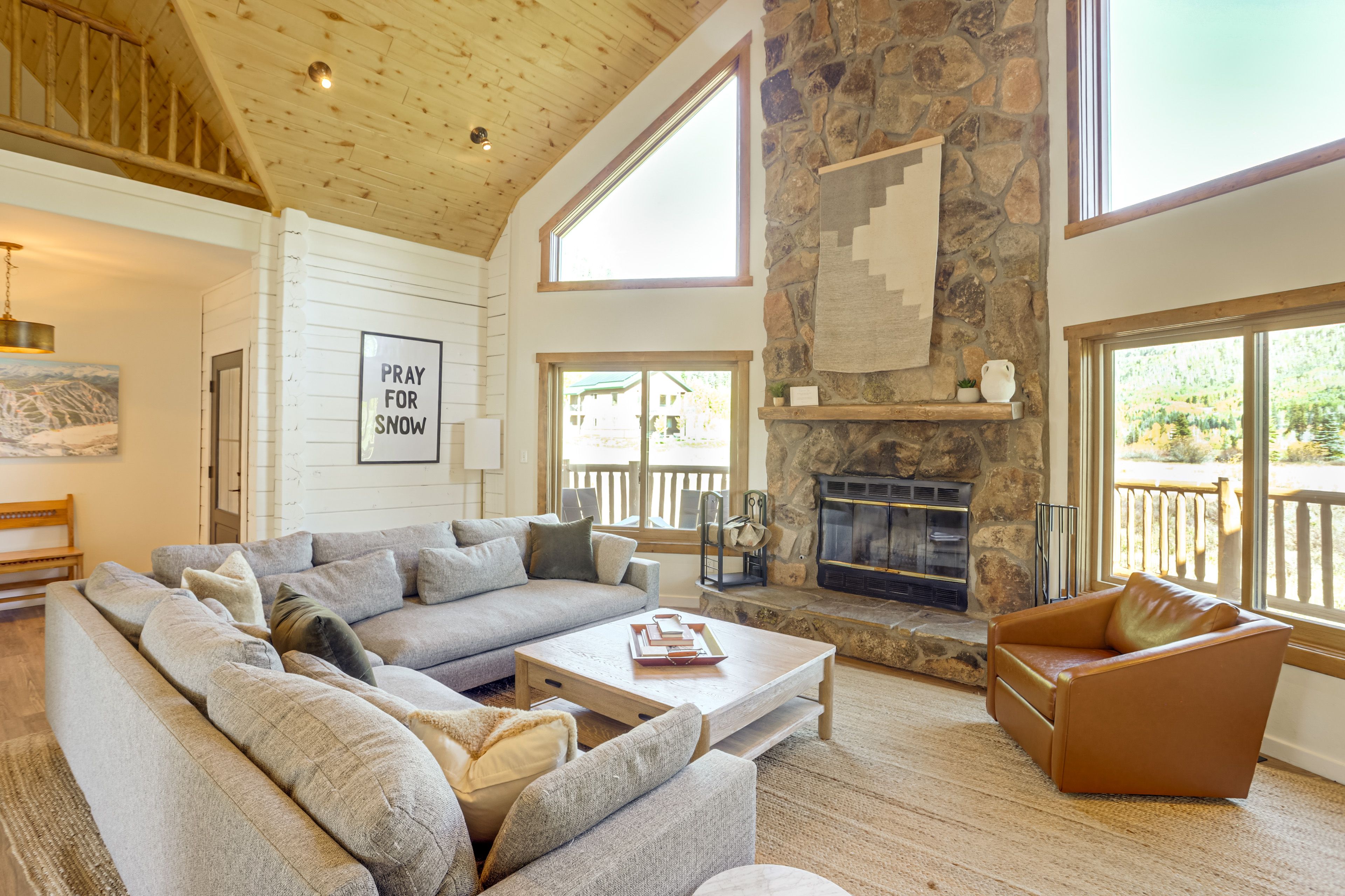 Living Room | Main Level
