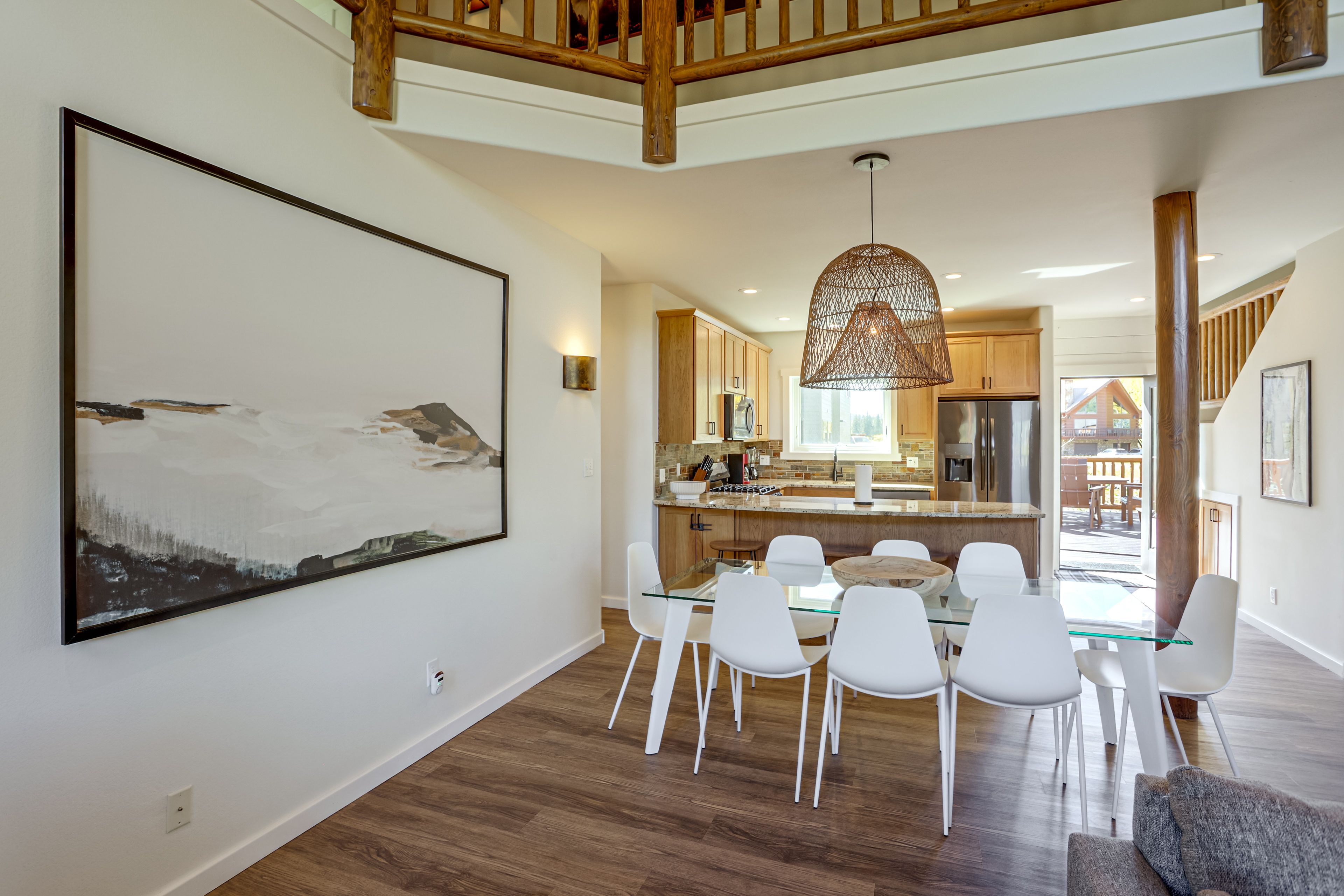 Dining Area | Main Level