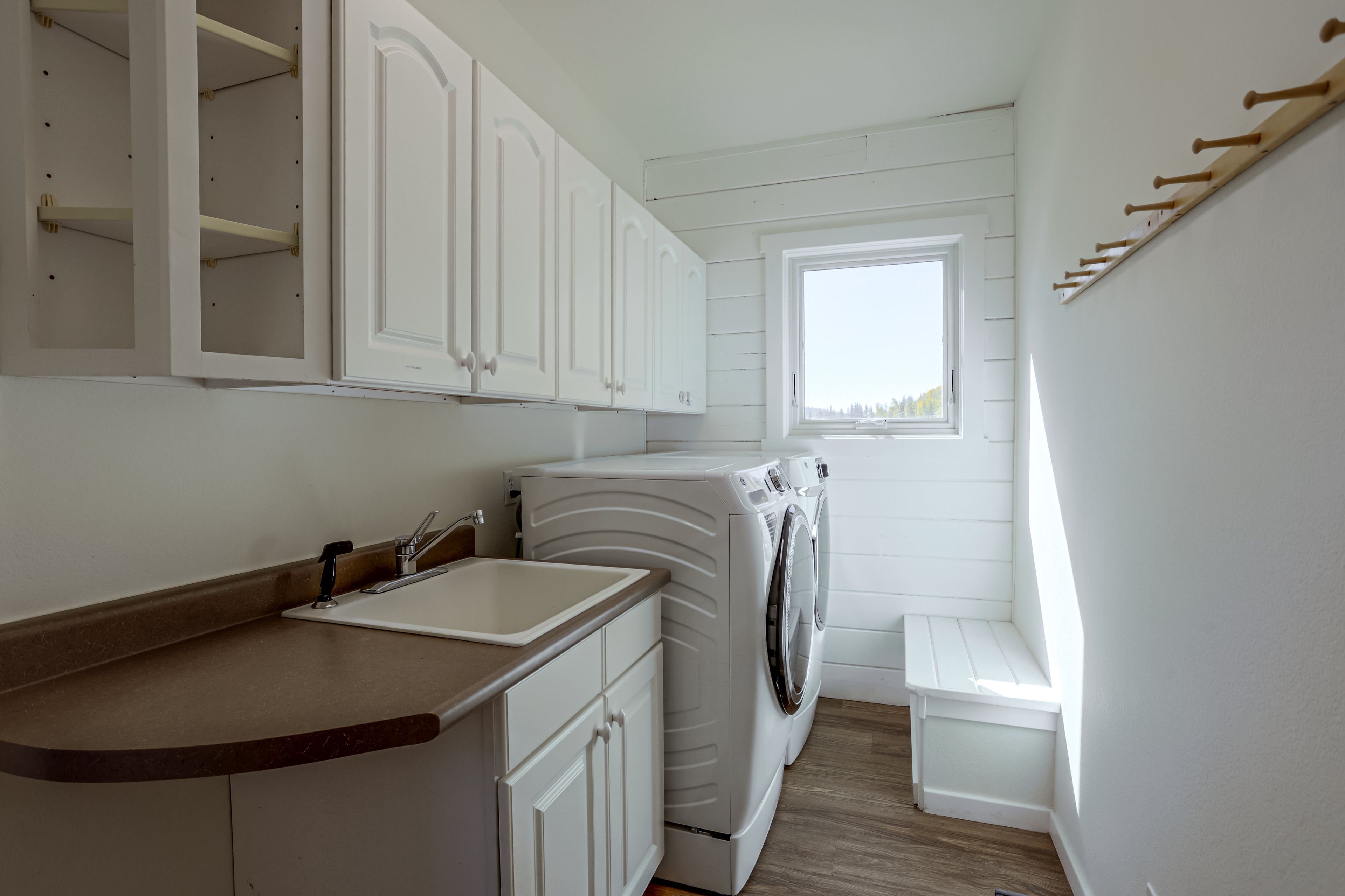 Laundry Room | Main Level
