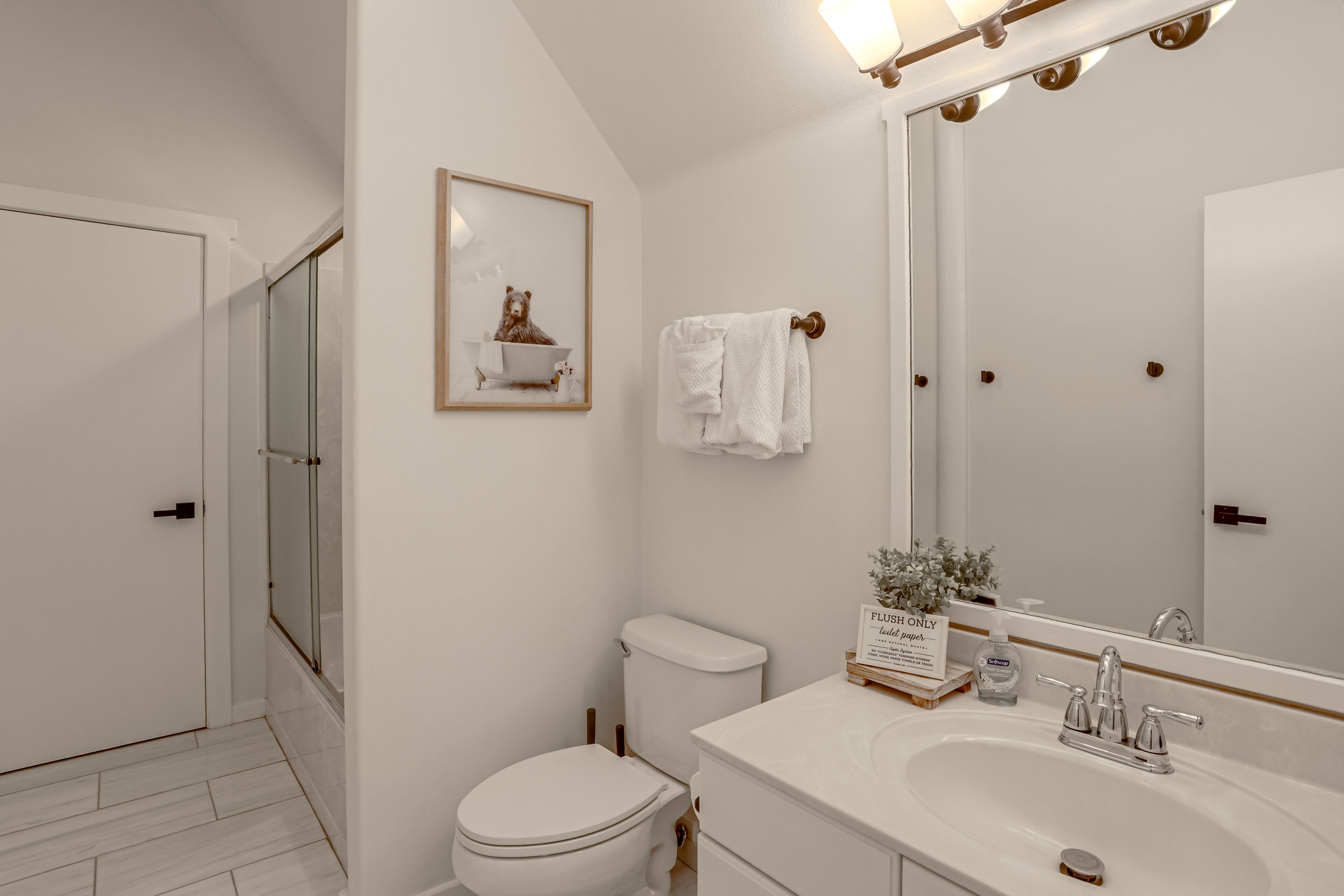 Bathroom | 2nd Level