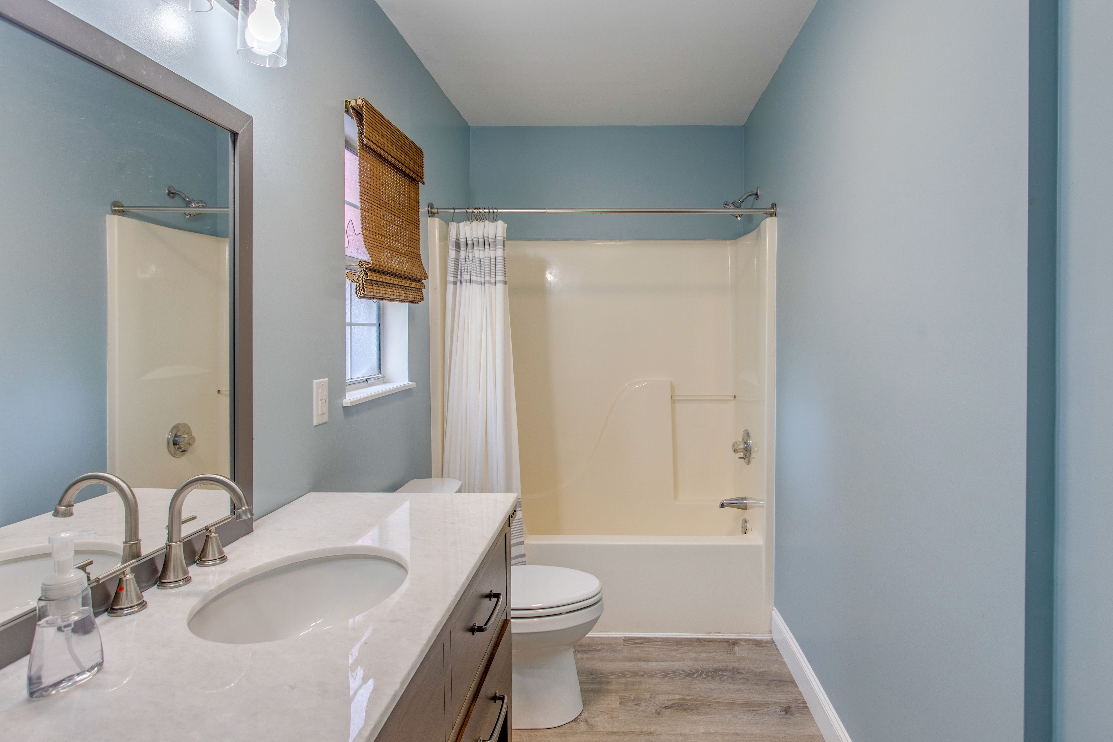 Bathroom | 1st Floor