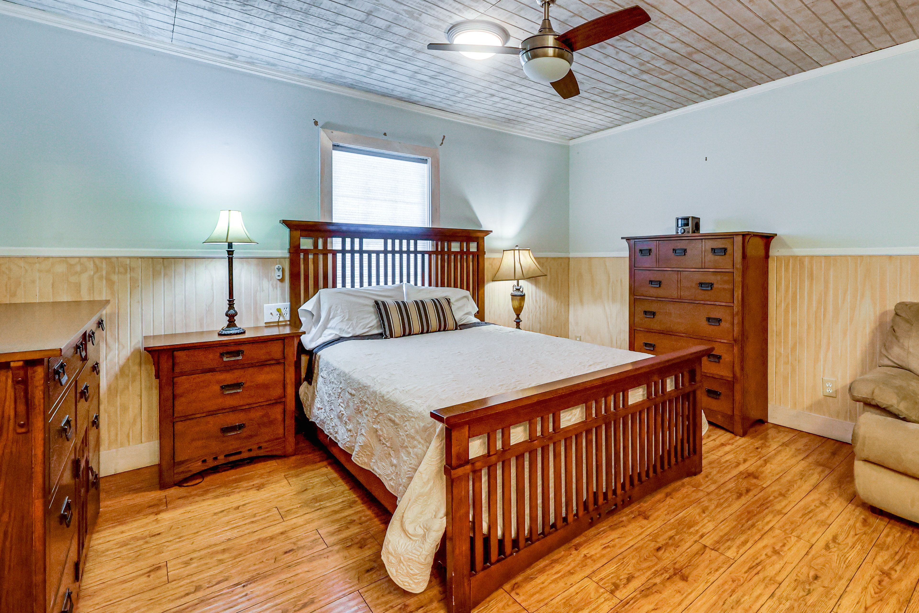 Bedroom 1 | Queen Bed | Full Sleeper Sofa