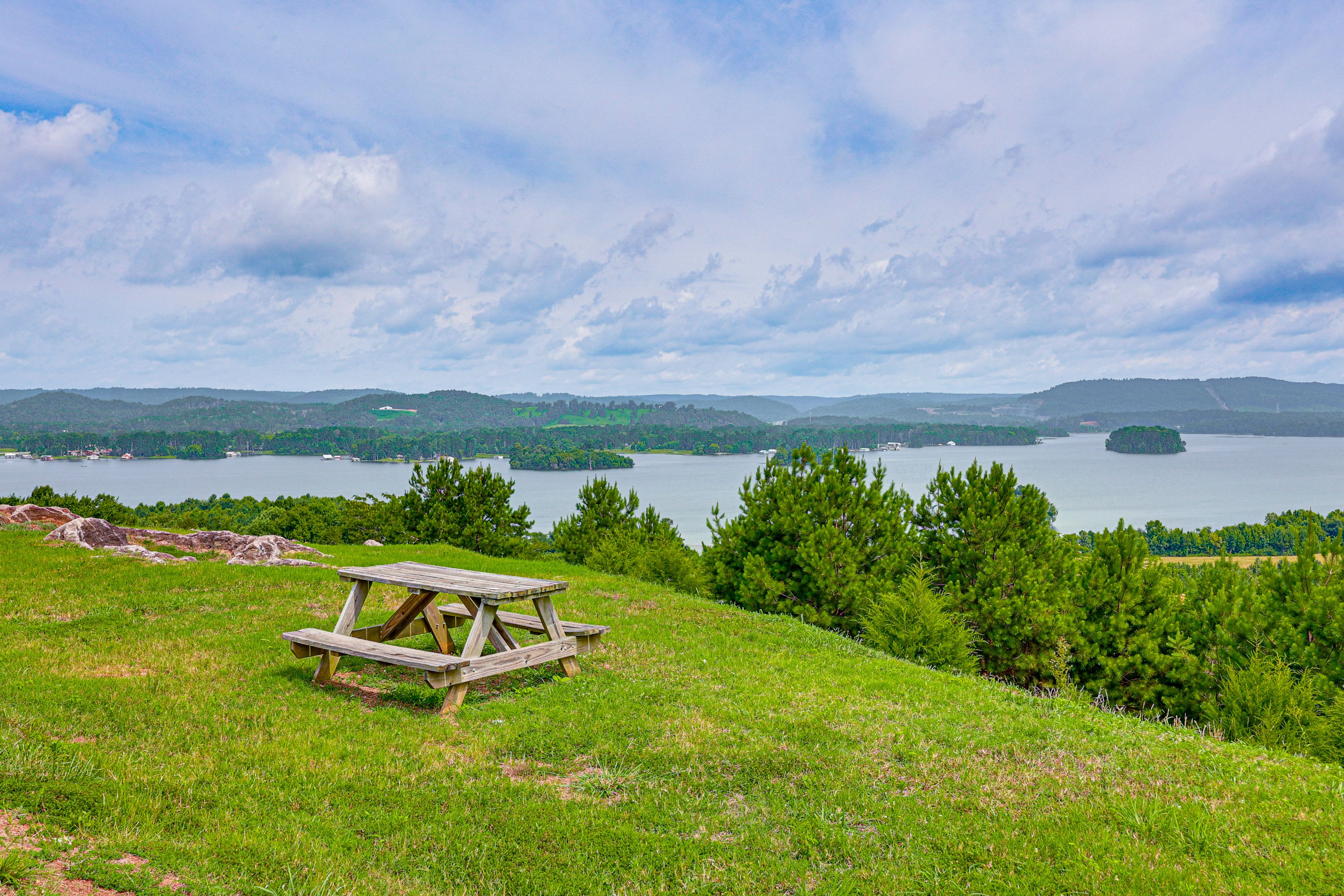 Kudzu Cove Community Amenities | Picnic Area | Lake Views | Disc Golf Course