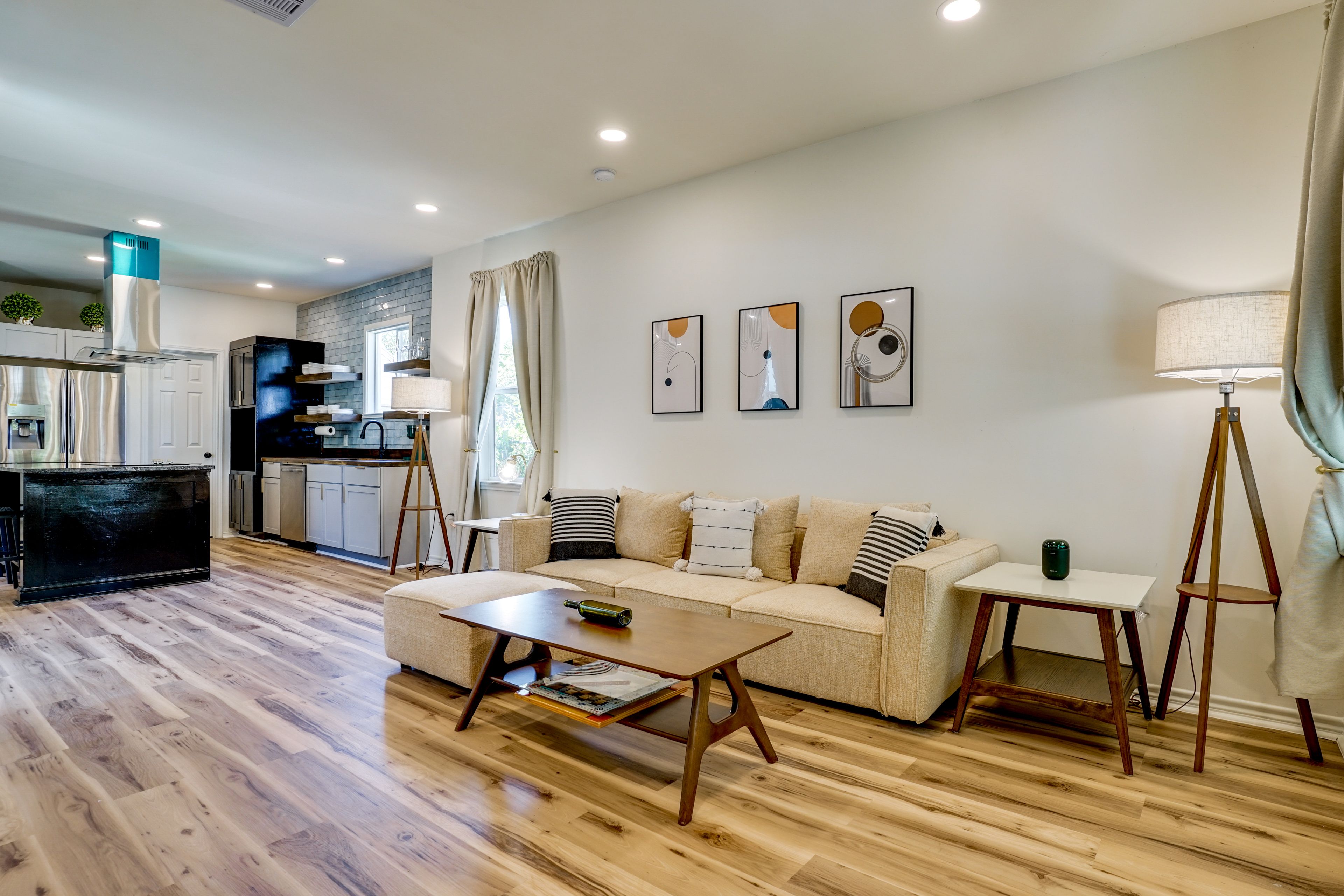Open-Concept Living/Dining