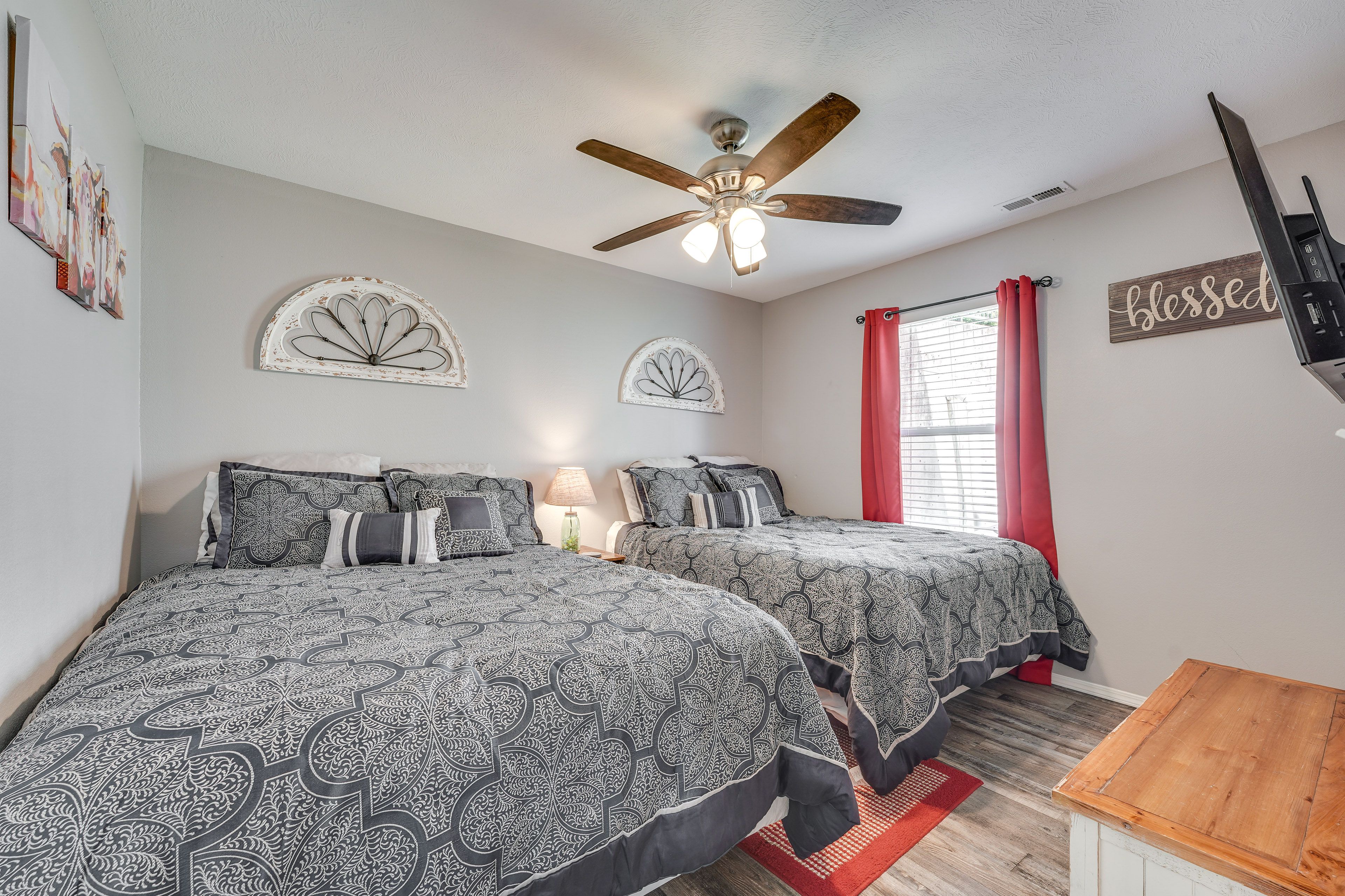 Bedroom 3 | 2 Queen Beds