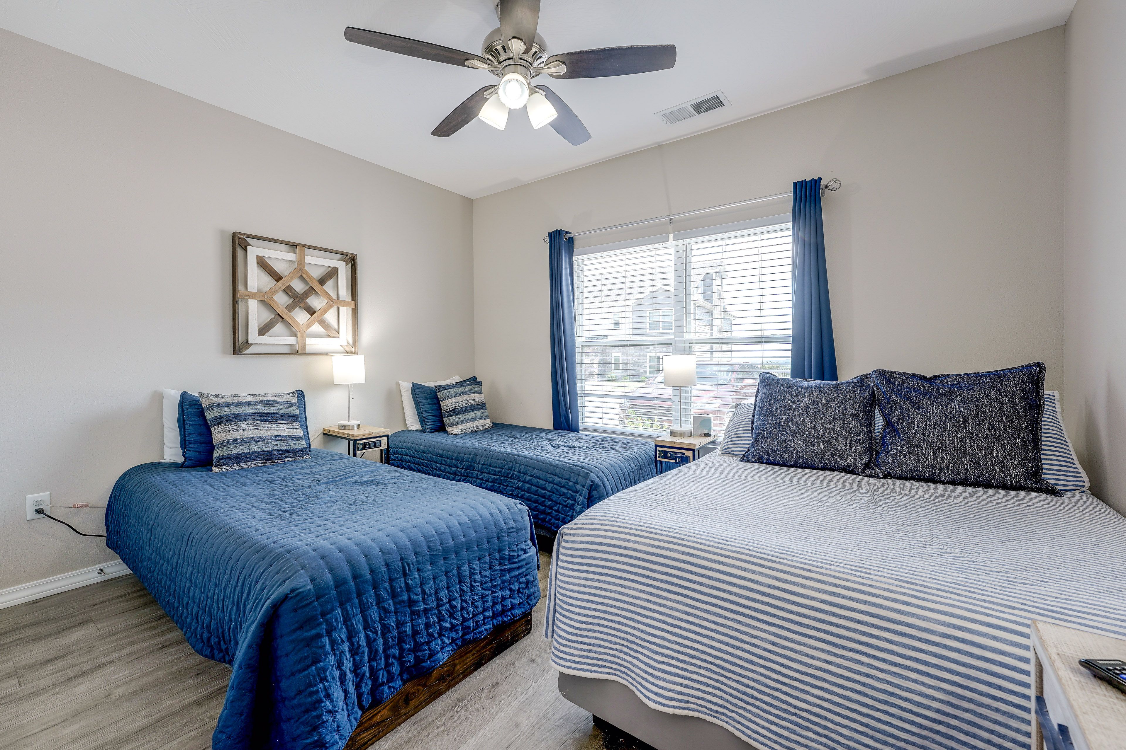 Bedroom 3 | Full Bed | 2 Twin Beds