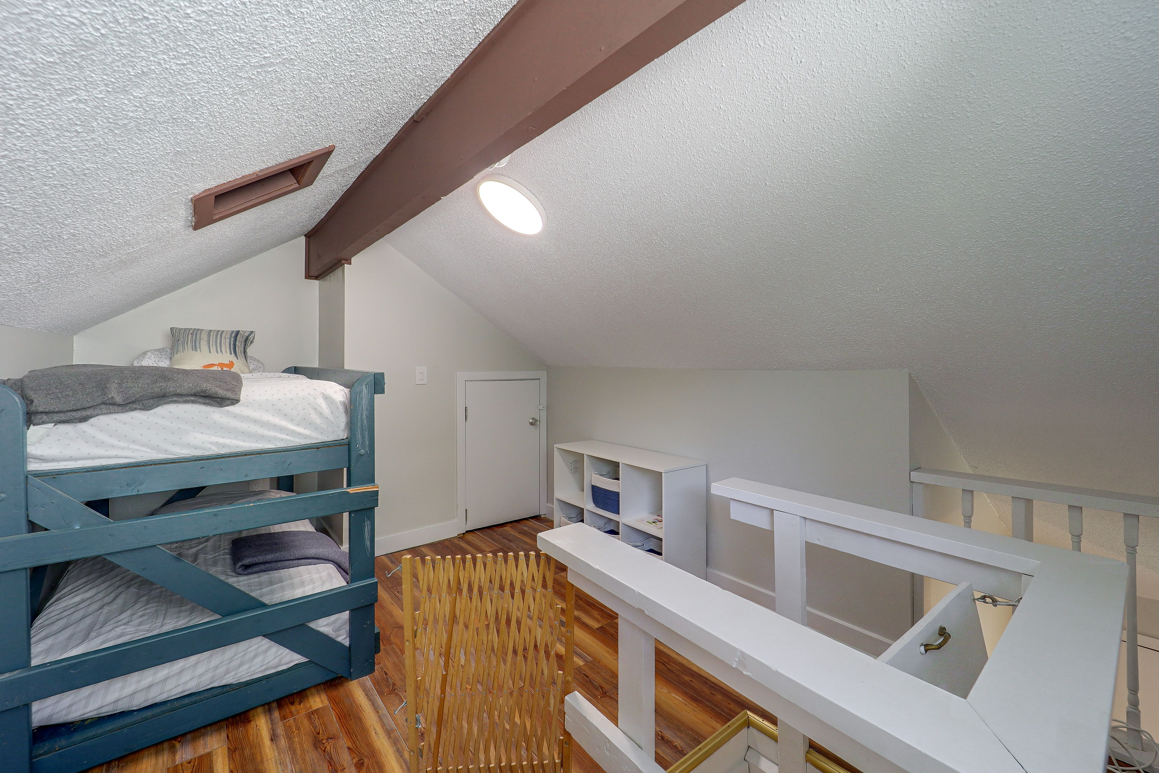 Loft | Twin Bunk Bed