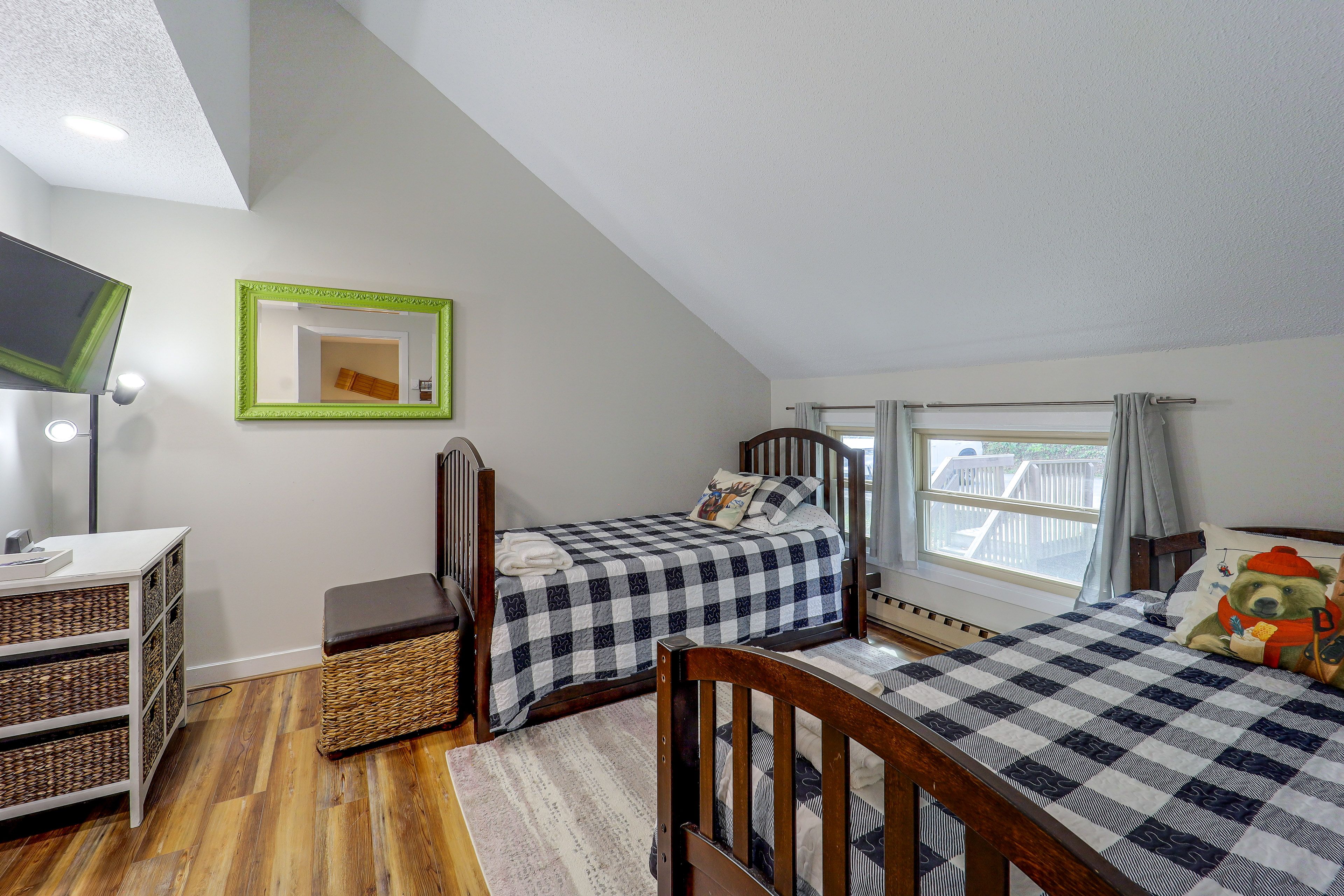Bedroom 3 | 2 Twin Beds | Twin Trundle